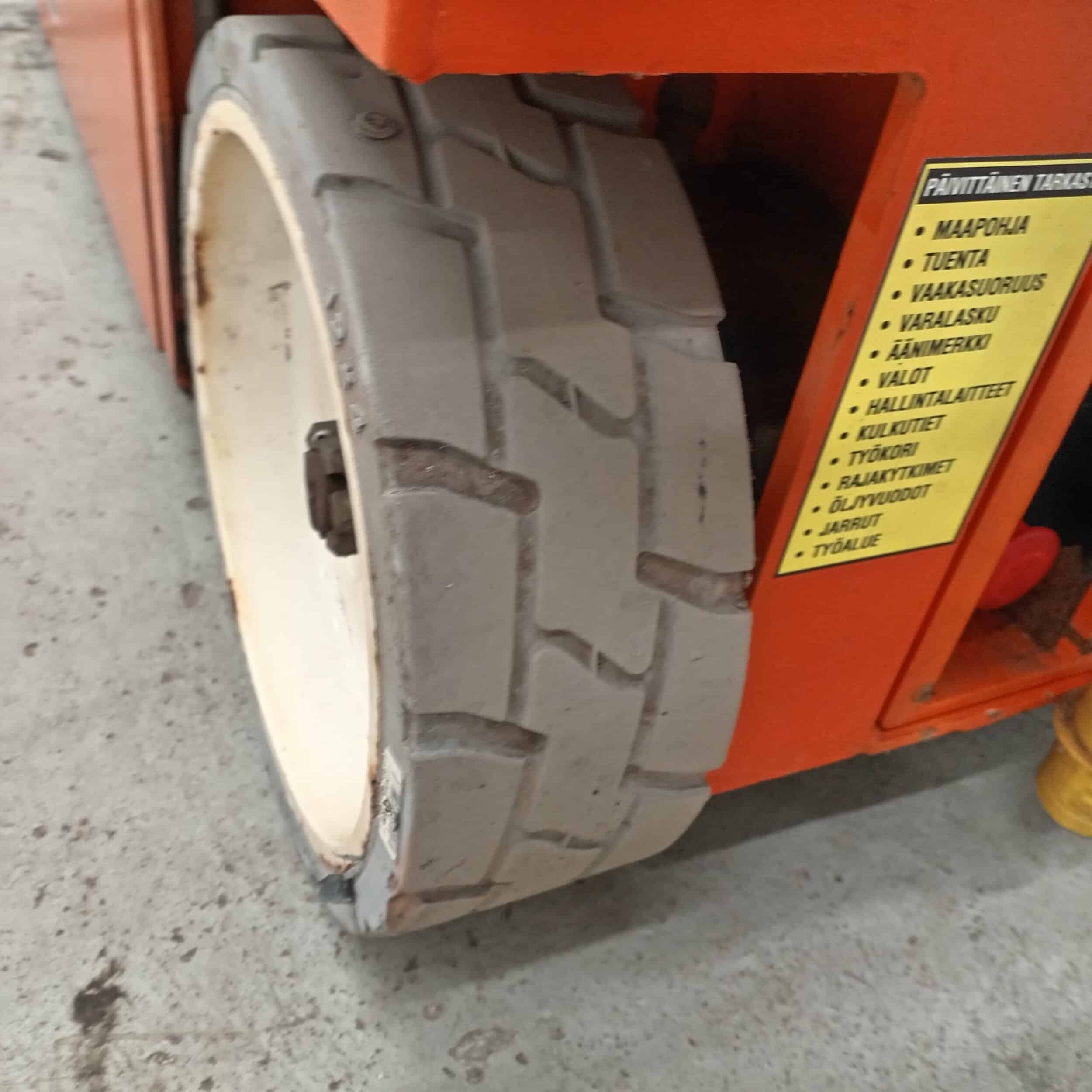 Snorkel S3219E saksilavanostin, Katsastettu, Uudet akut! - Image 10