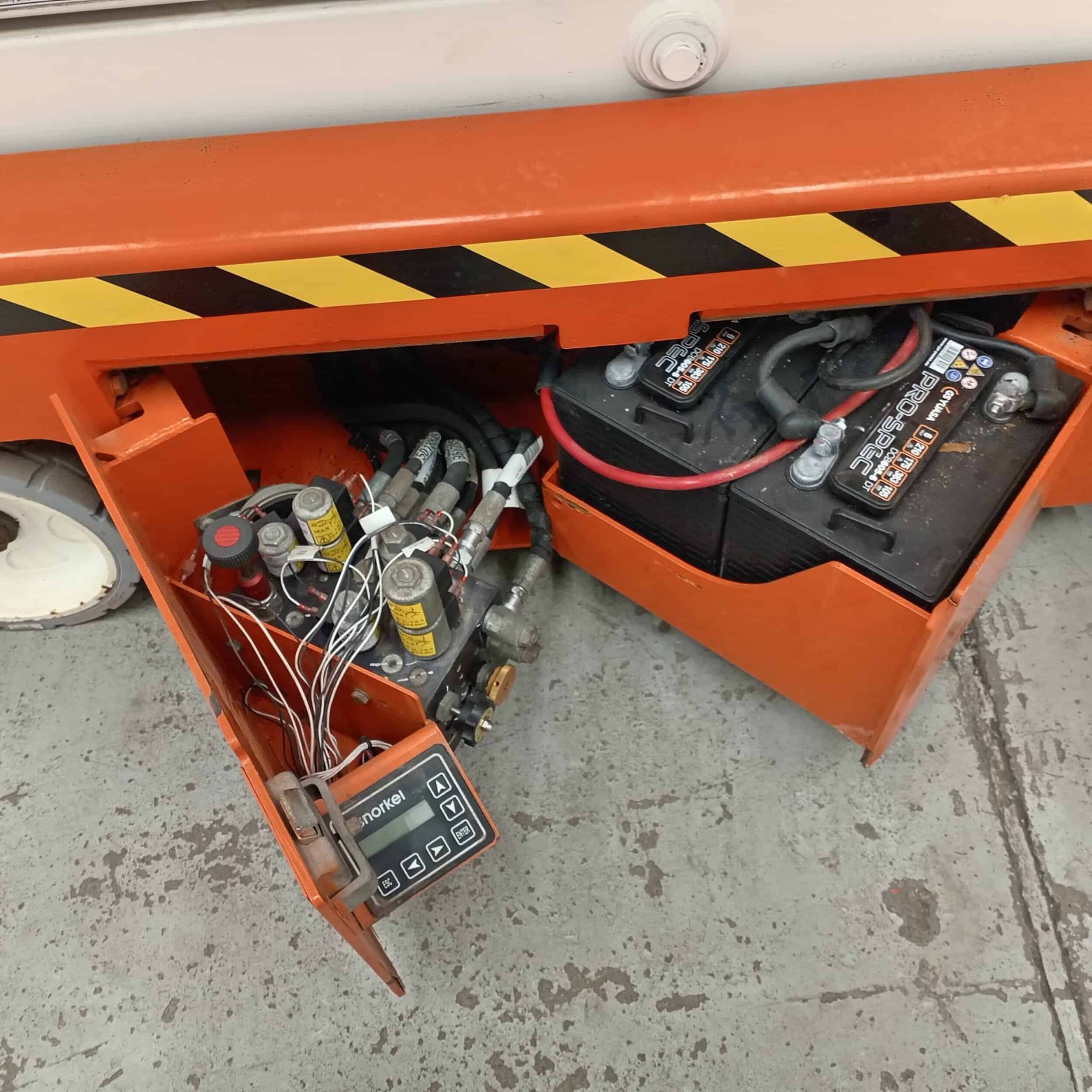 Snorkel S3219E saksilavanostin, Katsastettu, Uudet akut! - Image 14