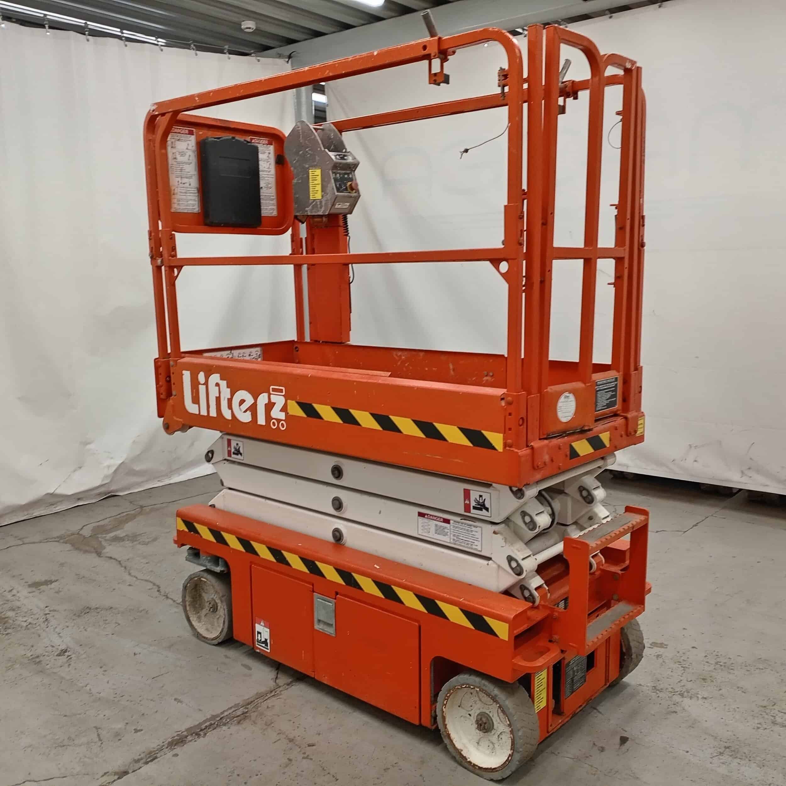 Snorkel S3219E Saksilavanostin, Katsastettu! - Image 3