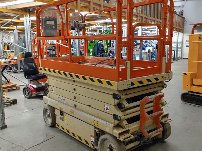 JLG 2646 E2 Akkukäyttöinen saksilavanostin