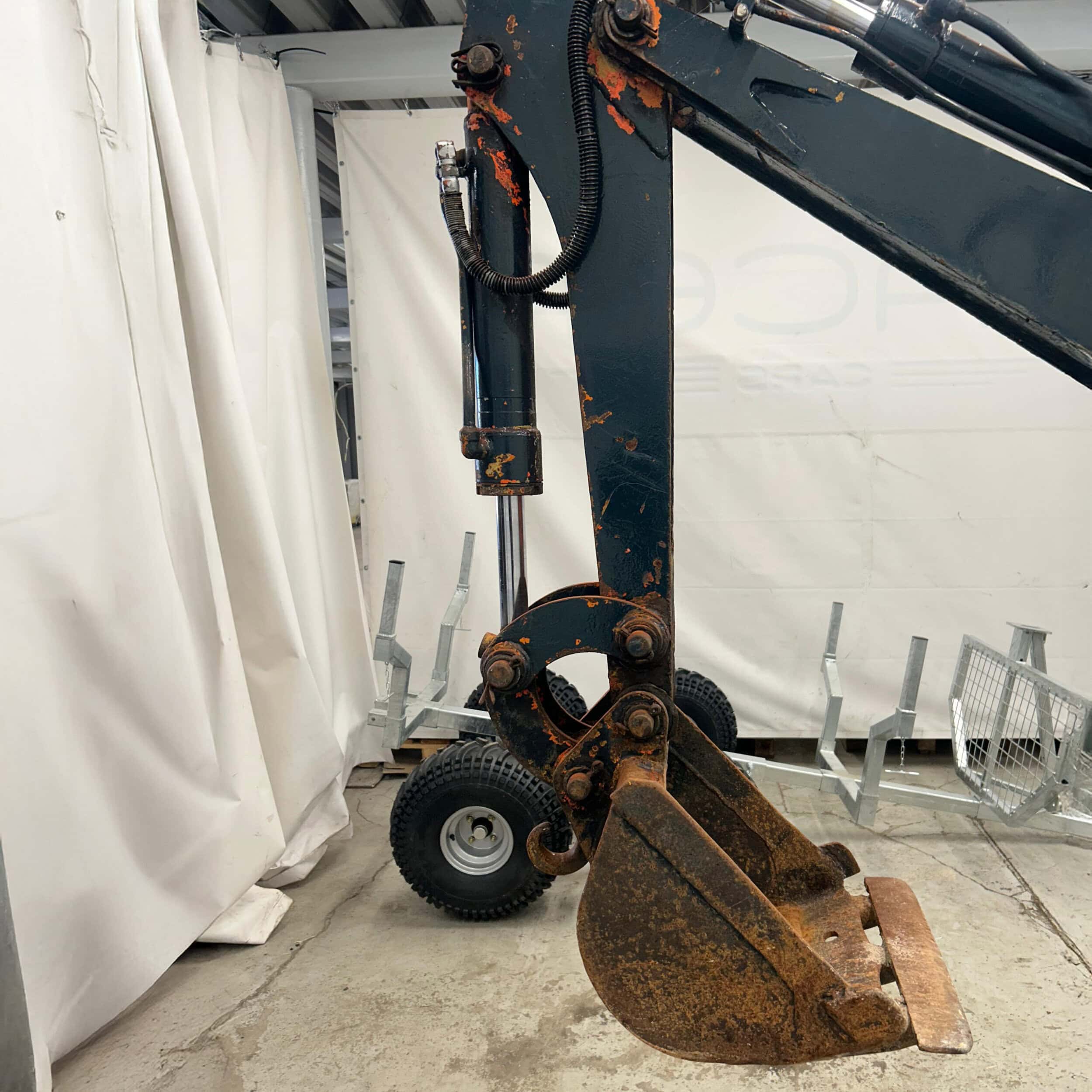 Minikaivuri, Takeuchi IS-005 - Image 8