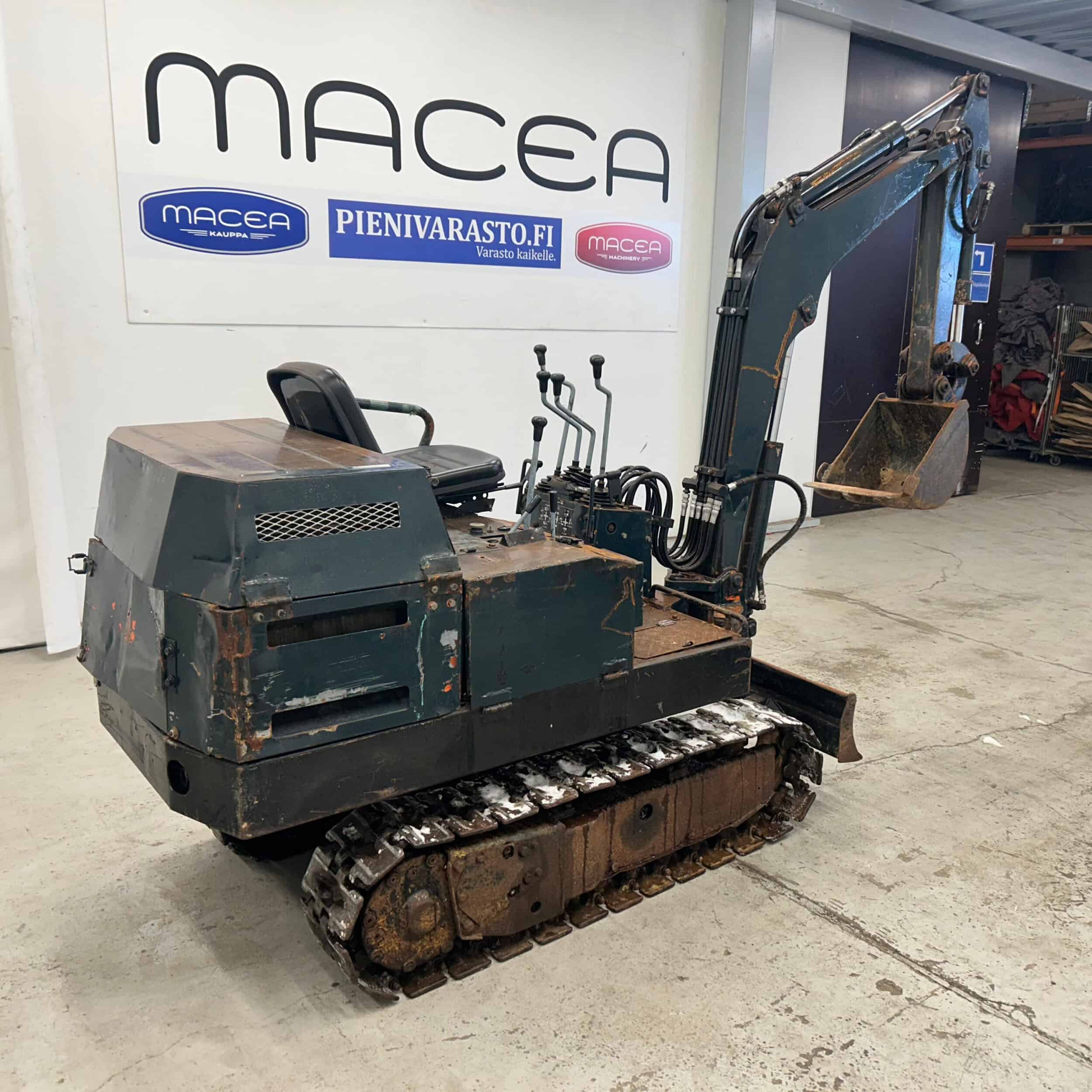 Minikaivuri, Takeuchi IS-005 - Image 2