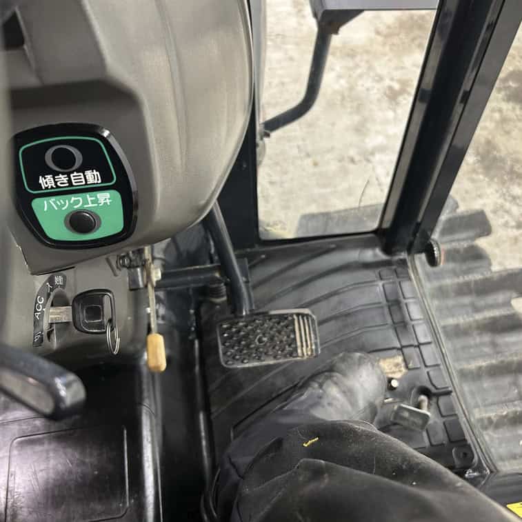 Yanmar CT230, minitraktori tela-alustalla - Image 21