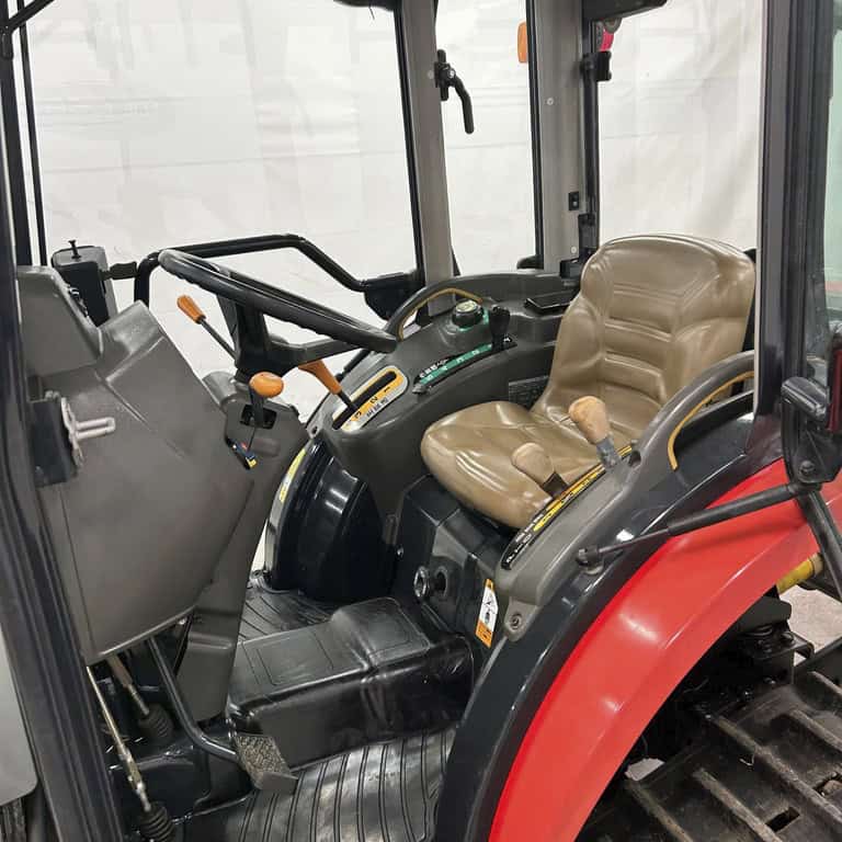 Yanmar CT230, minitraktori tela-alustalla - Image 6