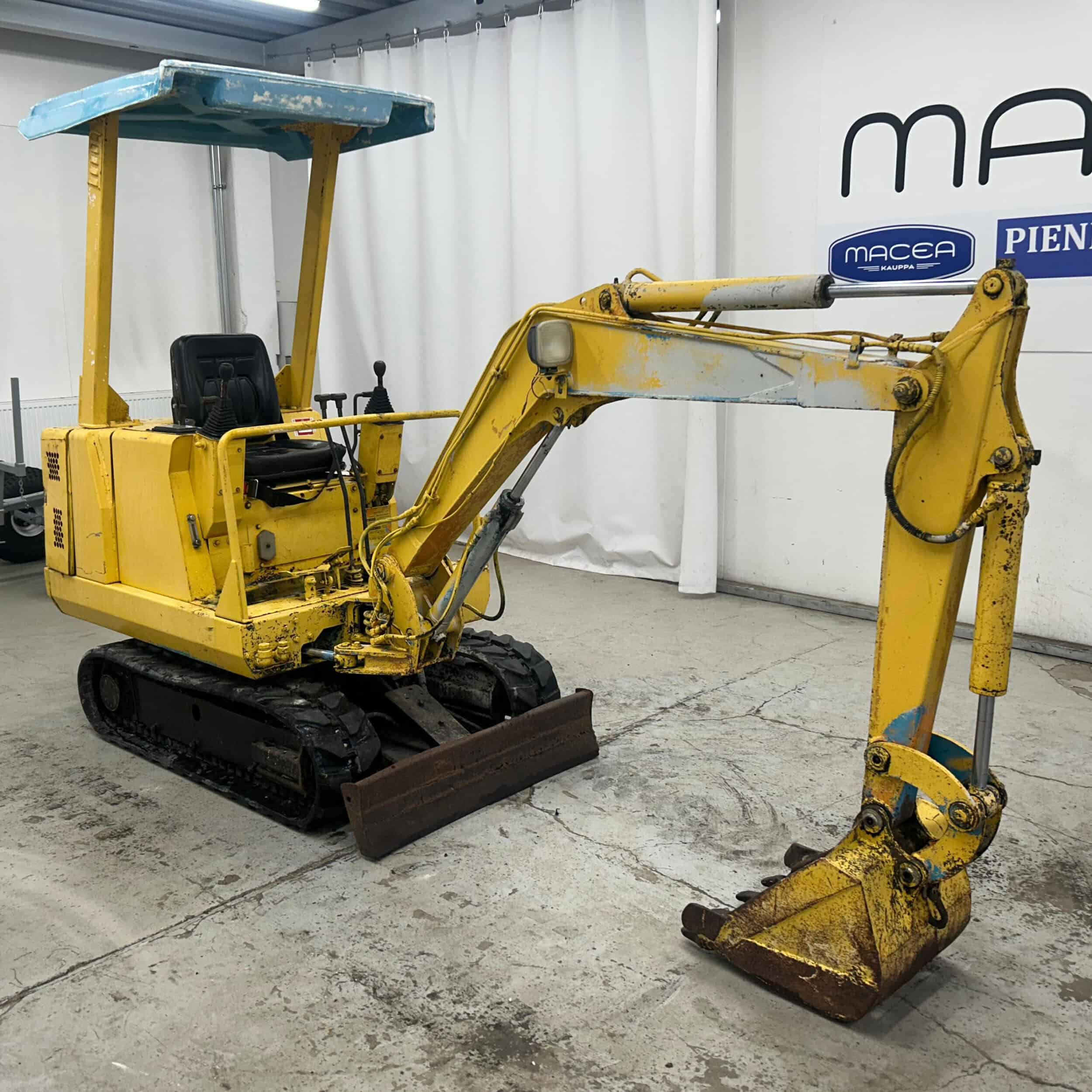 Hanix N150, minikaivuri tyvitaitolla - Image 4