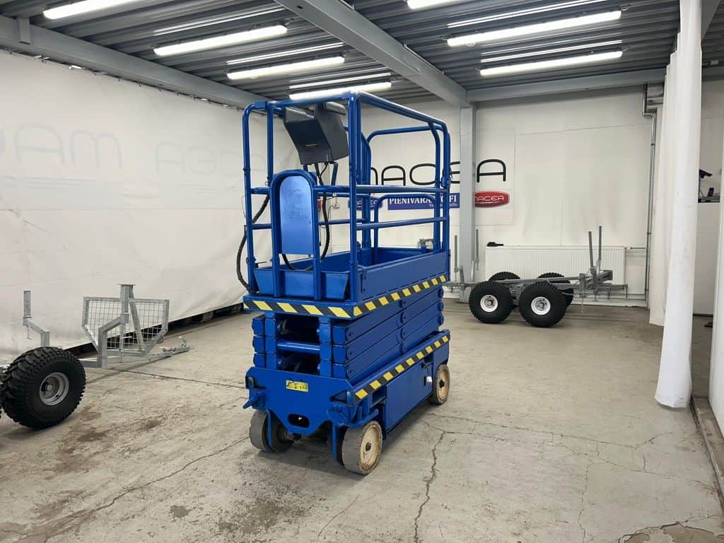 Up-right mx19 saksilavanostin