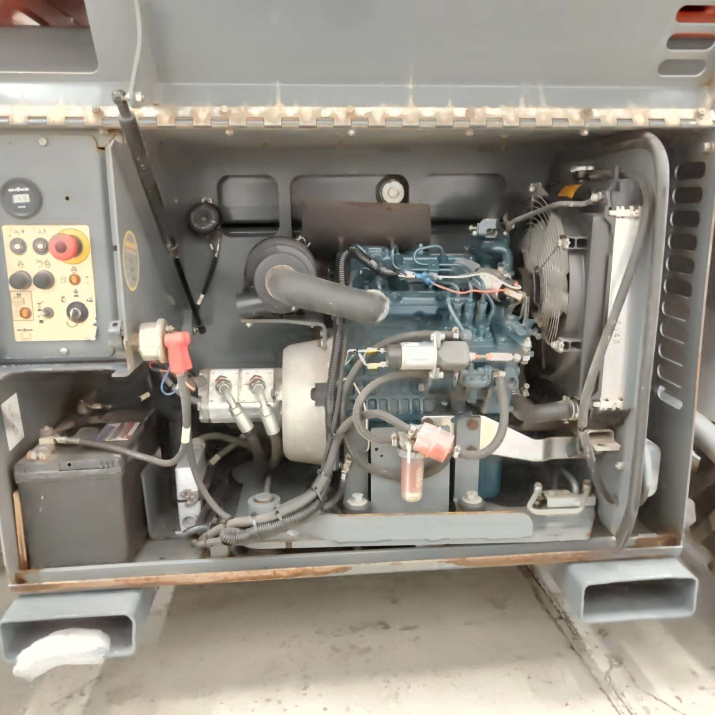 Skyjack SJ6832RT Saksilavanostin - Image 13