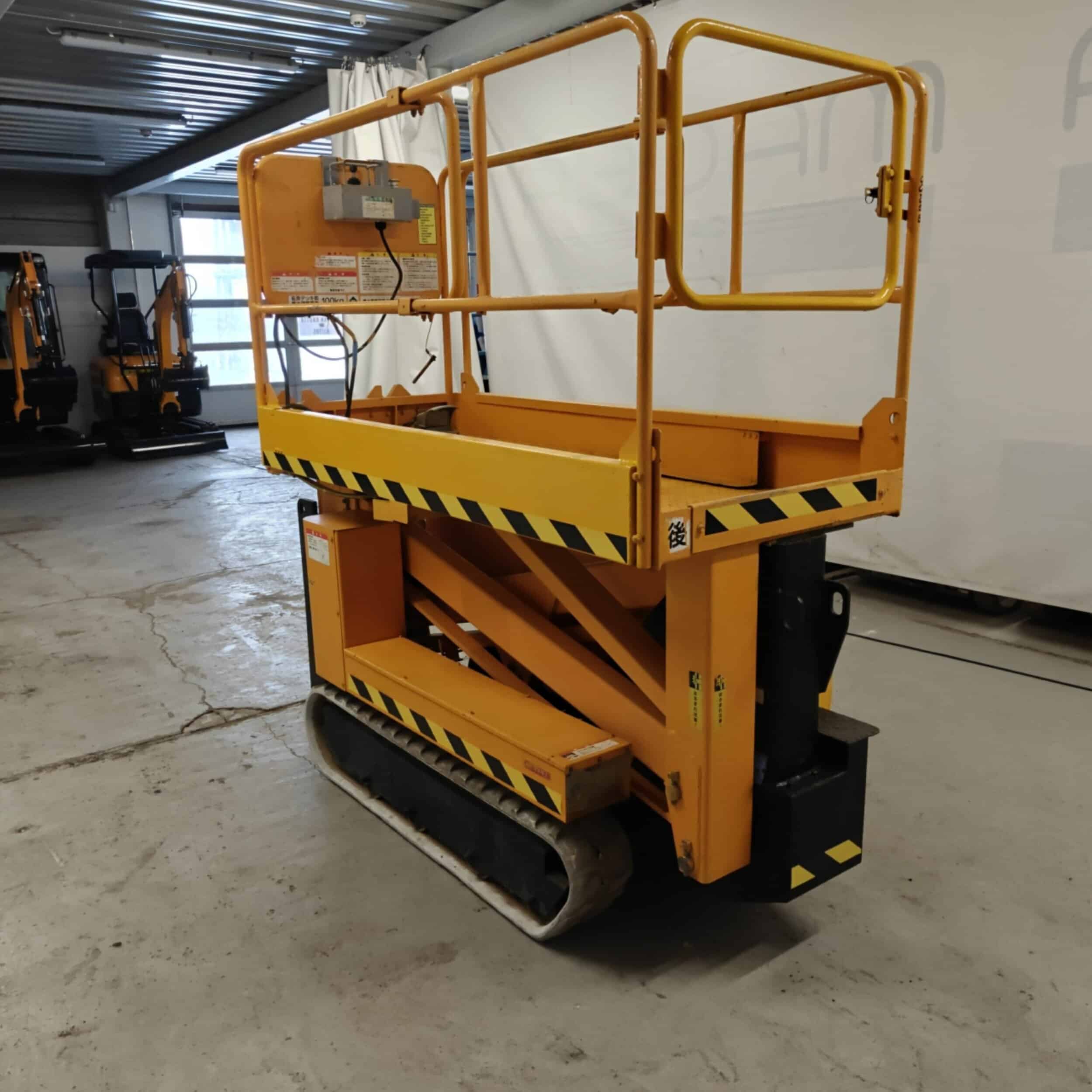 S-MAC NCK46 tela-alustainen henkilönostin