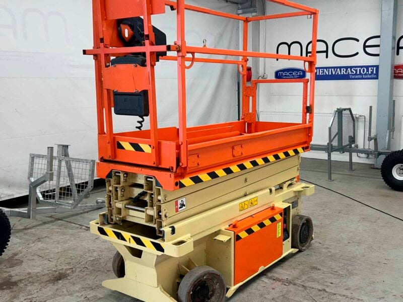 Käytetty henkilönostin JLG 6RS (vm 2016)