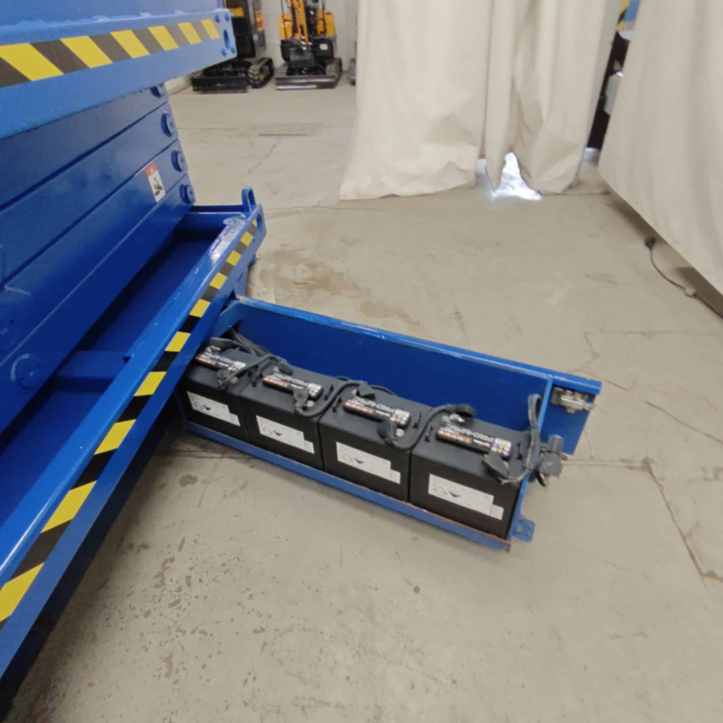 Up-Right X32N Saksilavanostin Katsastettu!! - Image 12