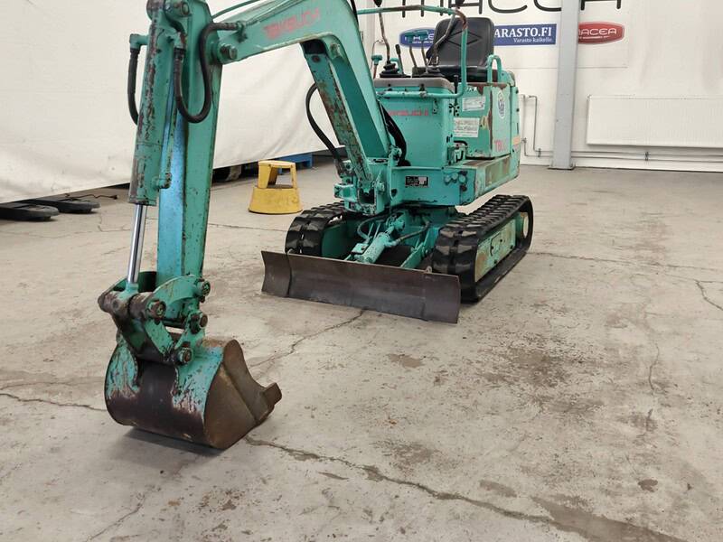 Takeuchi TB007 Minikaivuri Levenevällä alavaunulla