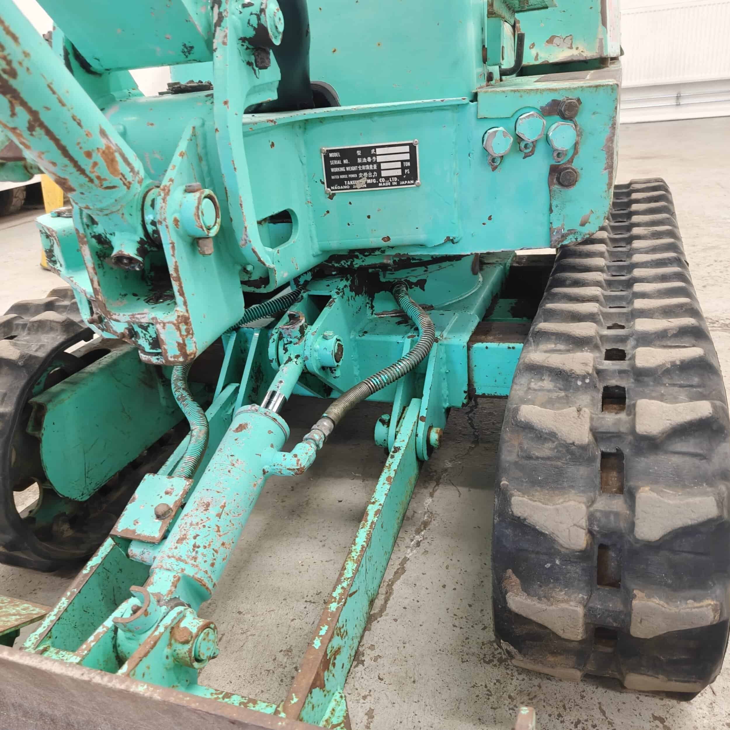 Takeuchi TB007 Minikaivuri Levenevällä alavaunulla - Image 17