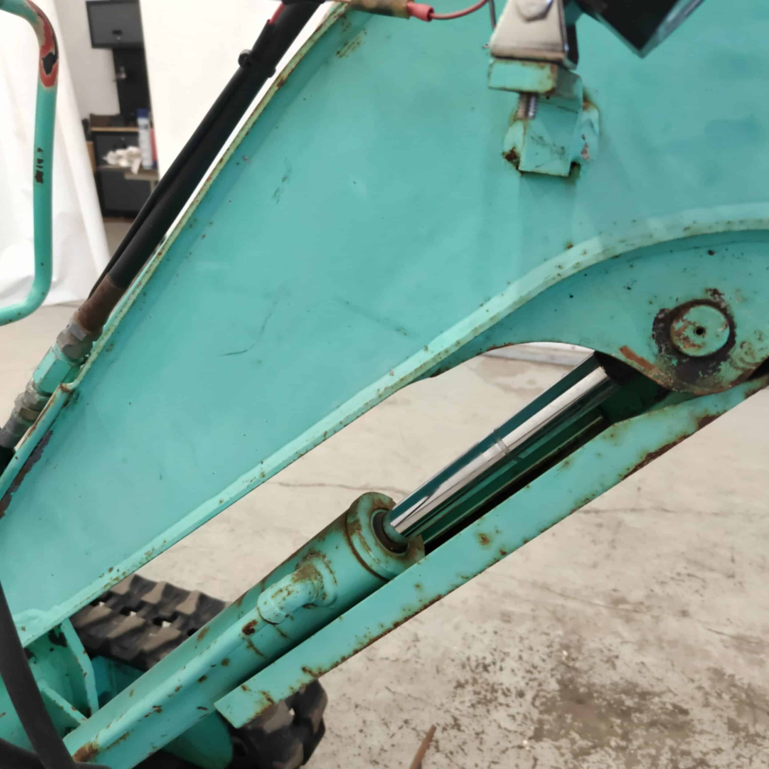 Takeuchi TB007 Minikaivuri Levenevällä alavaunulla - Image 14