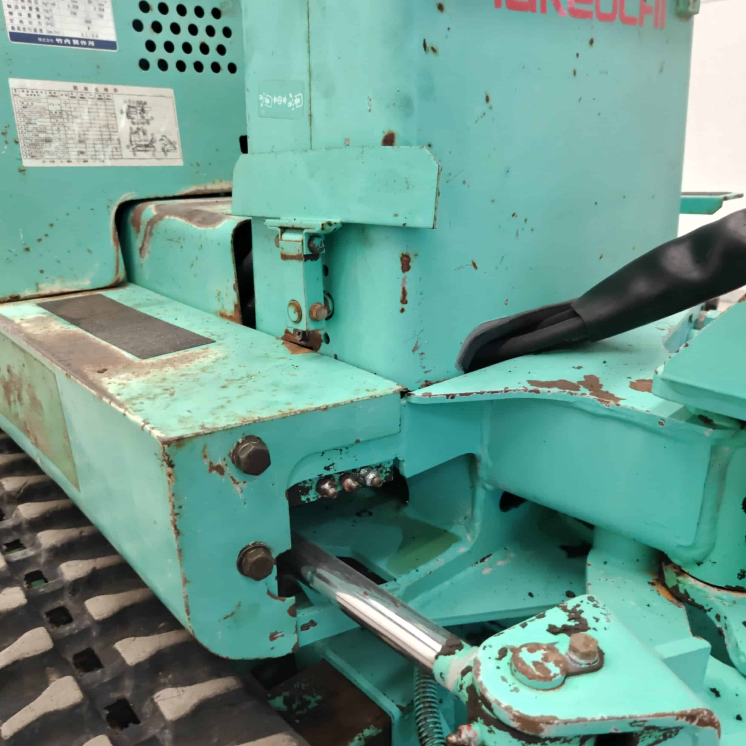 Takeuchi TB007 Minikaivuri Levenevällä alavaunulla - Image 13