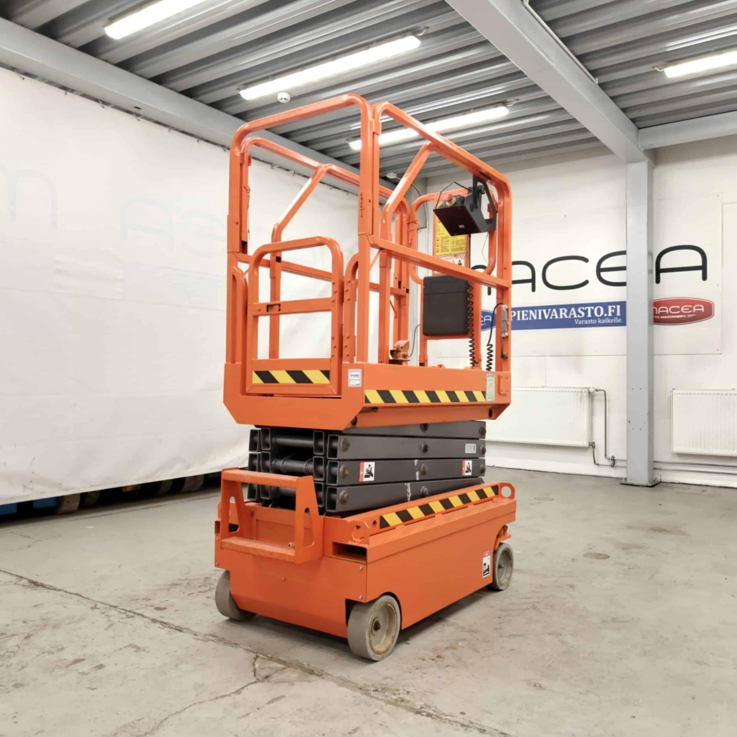 Dingli JCPY 0607 Käytetty henkilönostin