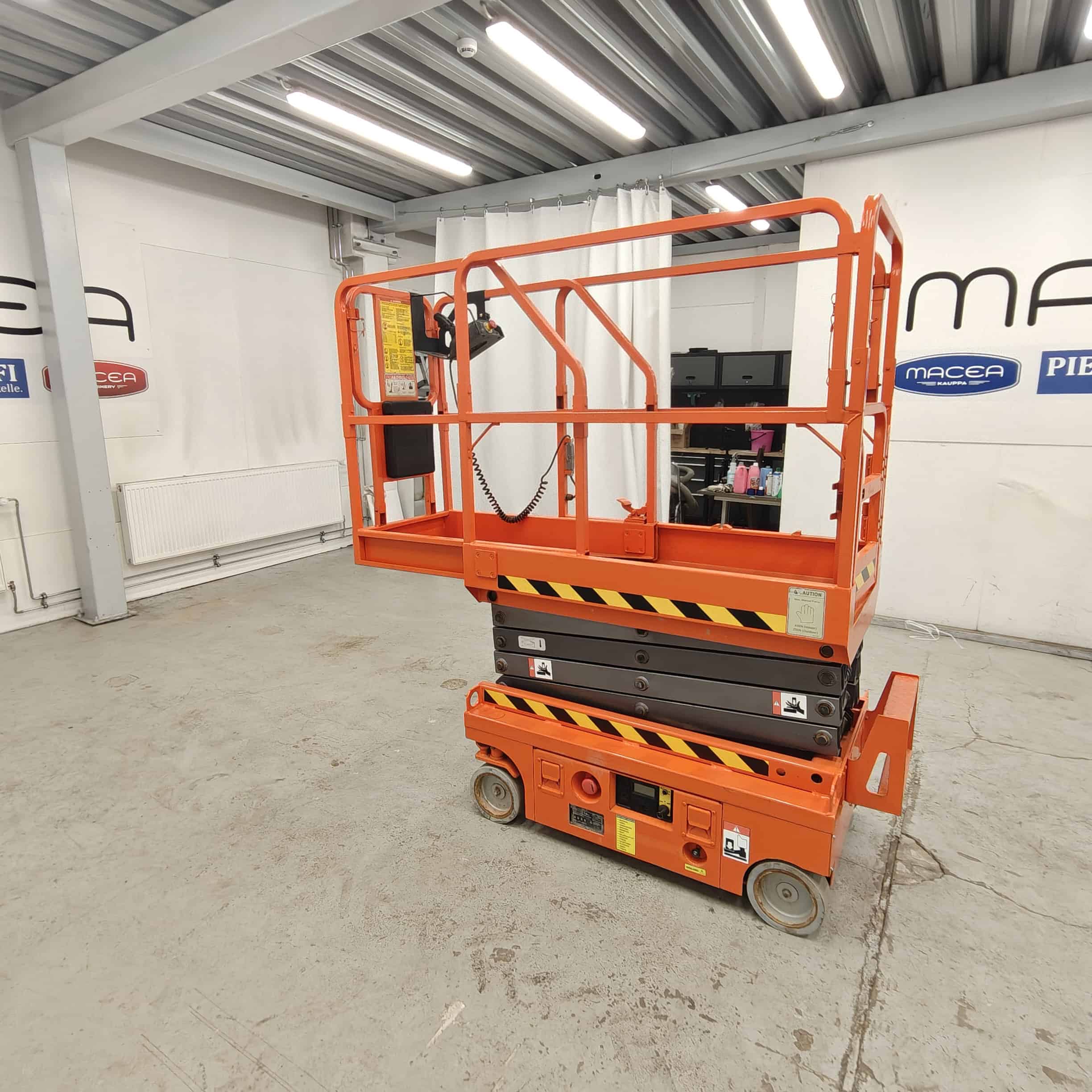 Dingli JCPY 0607 Käytetty henkilönostin - Image 27