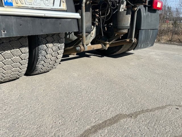 Volvo fm12 8x4 Alusta VM 2004 - Image 10