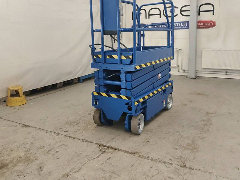 UP-Right MX19 saksilavanostin katsastettu!