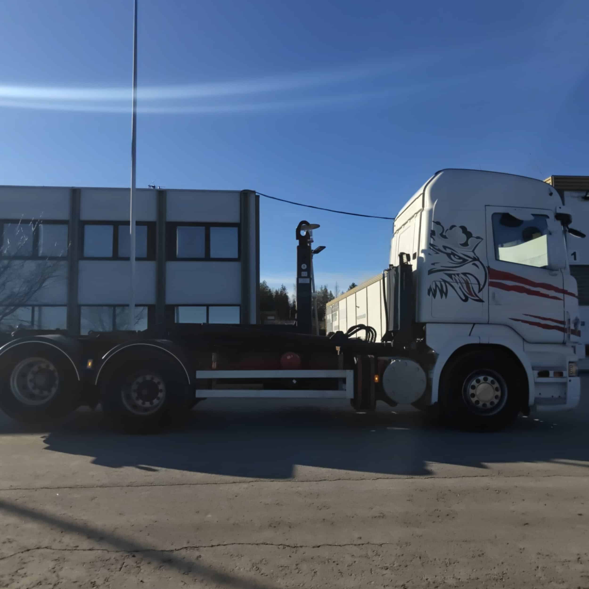 Scania R620 6X2 Koukkulava-auto vm 2009 - Image 8