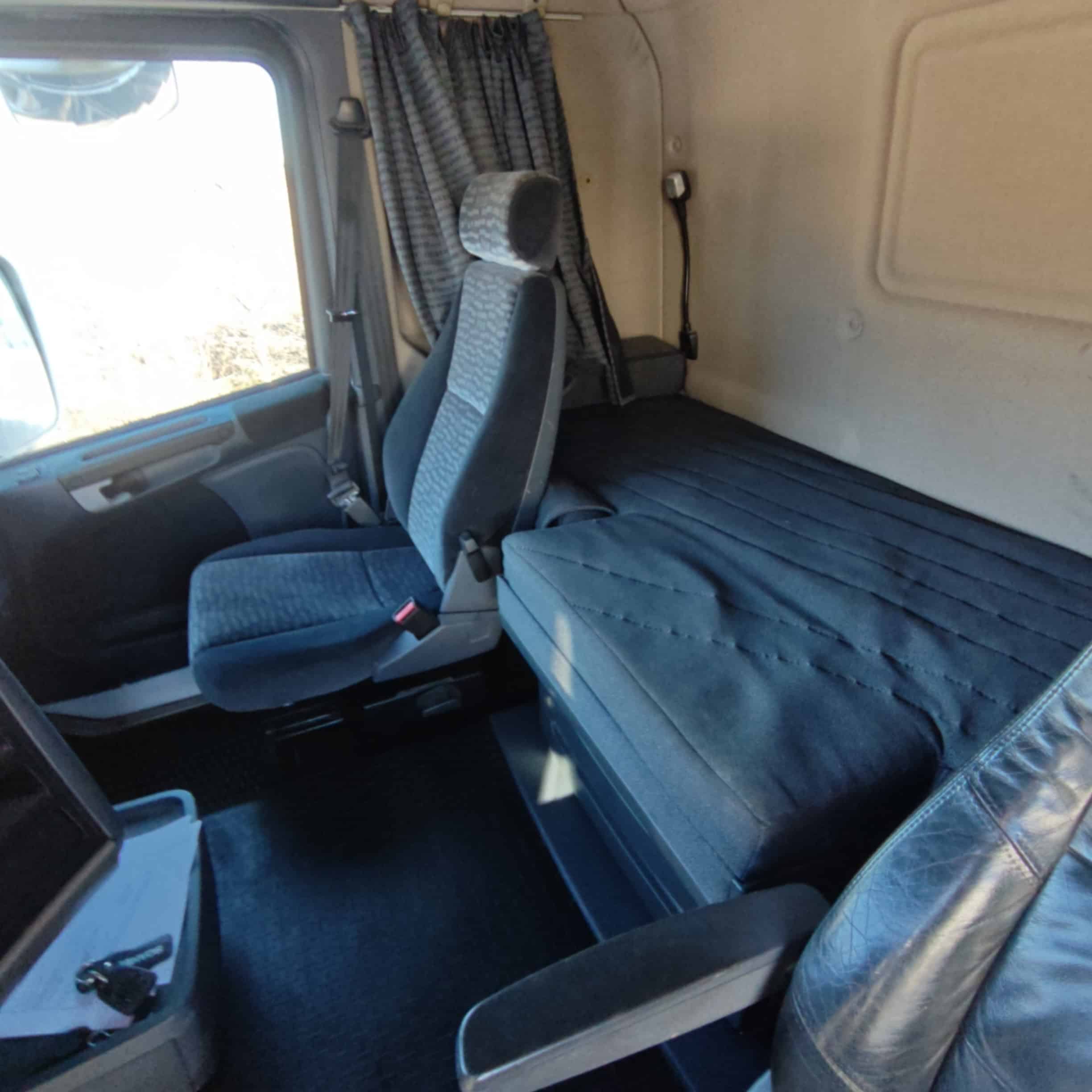 Scania R620 6X2 Koukkulava-auto vm 2009 - Image 10