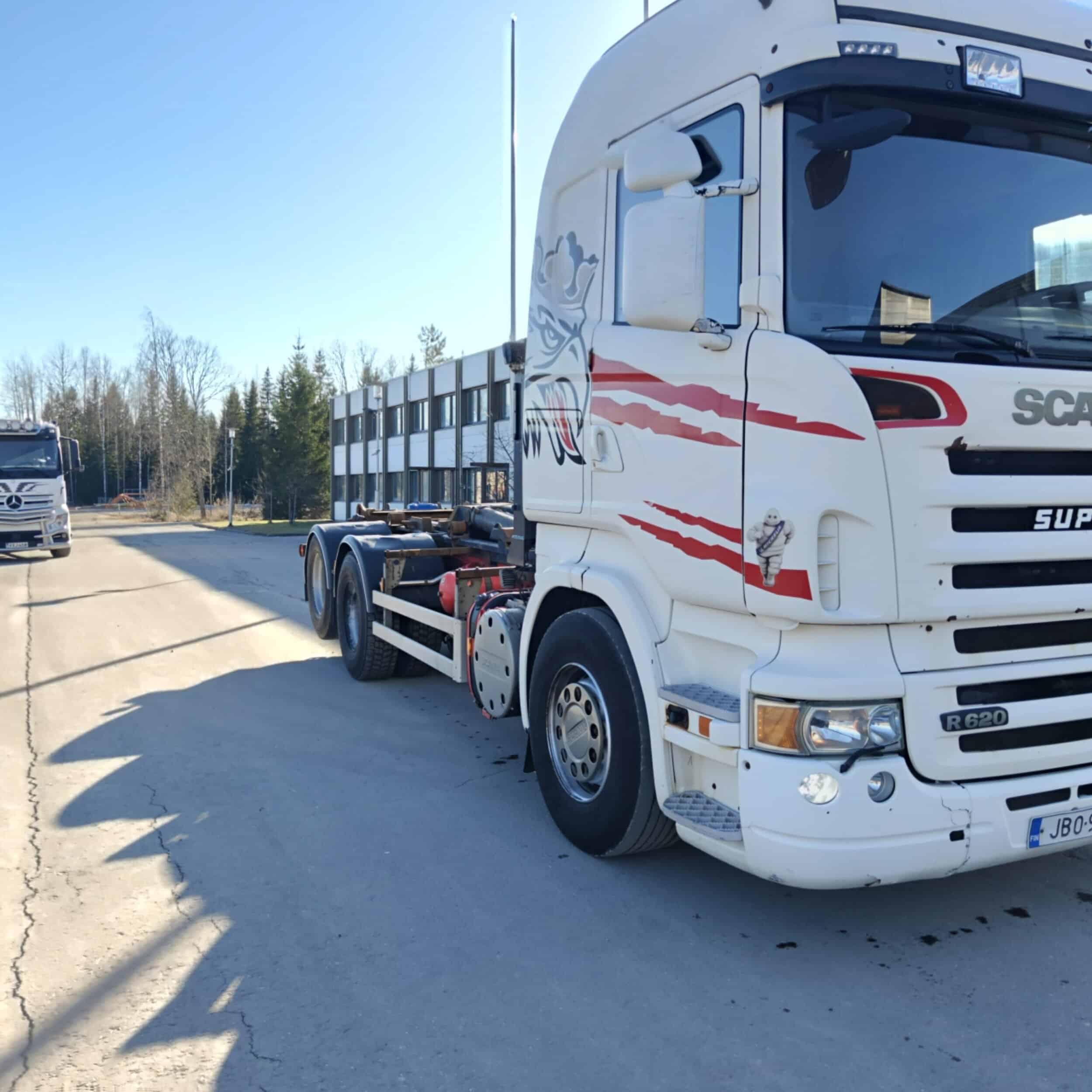 Scania R620 6X2 Koukkulava-auto vm 2009 - Image 3