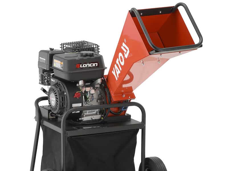 Oksasilppuri polttomoottorilla 196 cm³, Yato