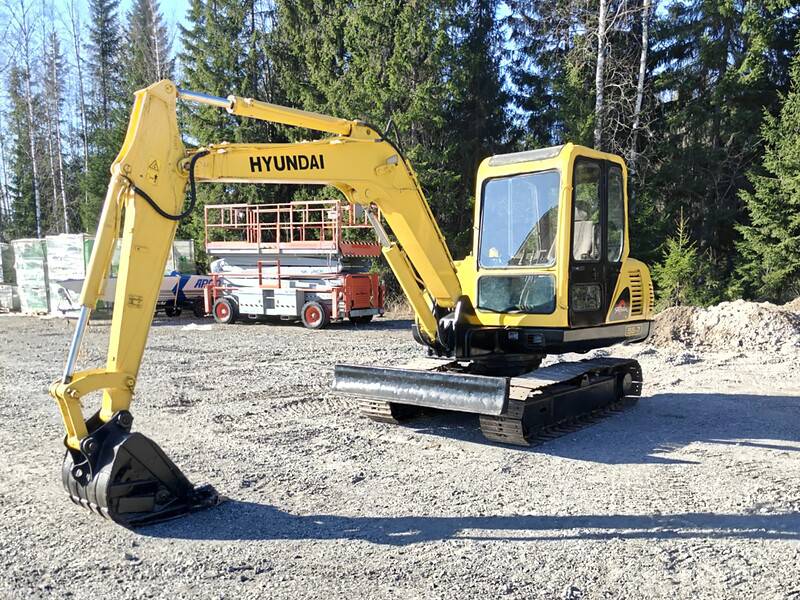 Hyundai R55-7 Rautatelainen minikaivuri