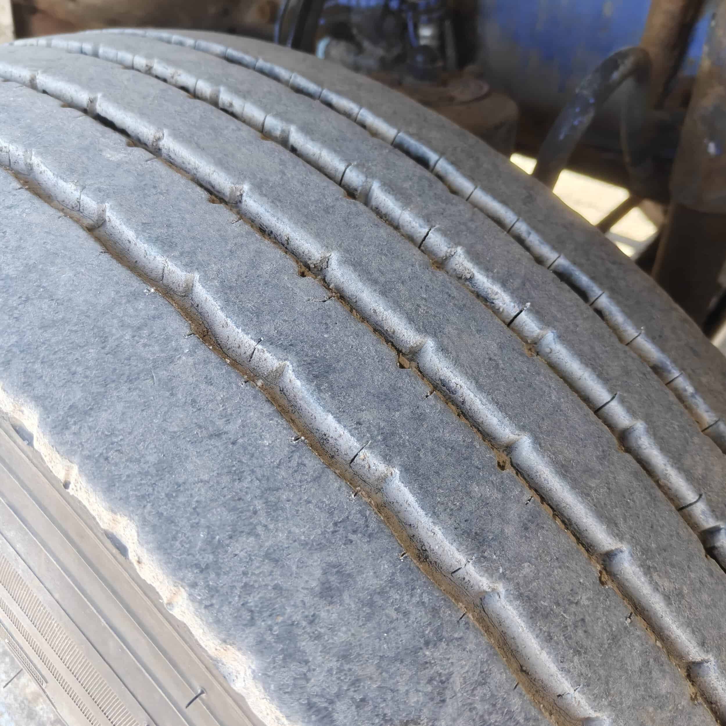 Scania R480 8X4 Tridem alusta vm 2009 - Image 12