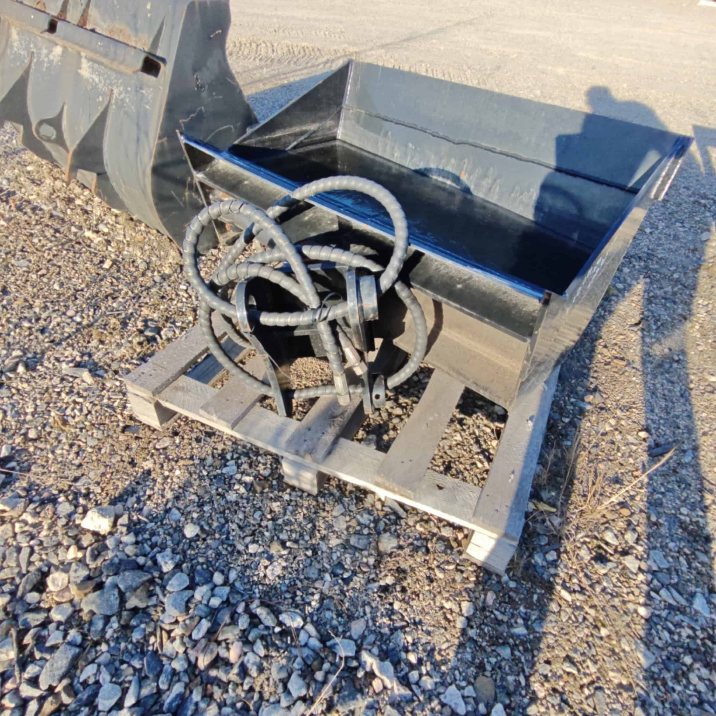 Kallistuva luiskakauha uusi 870mm - Image 2