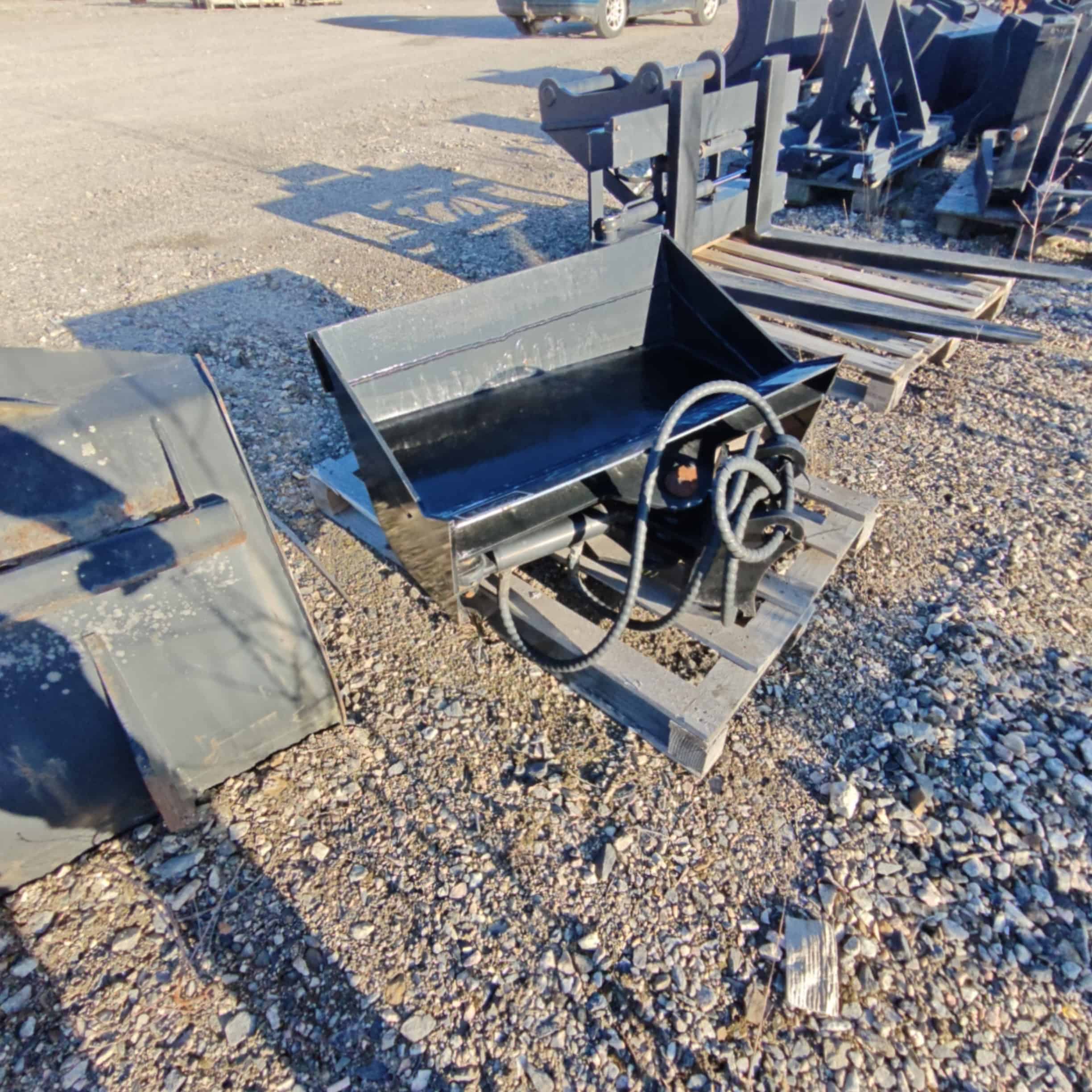 Kallistuva luiskakauha uusi 870mm