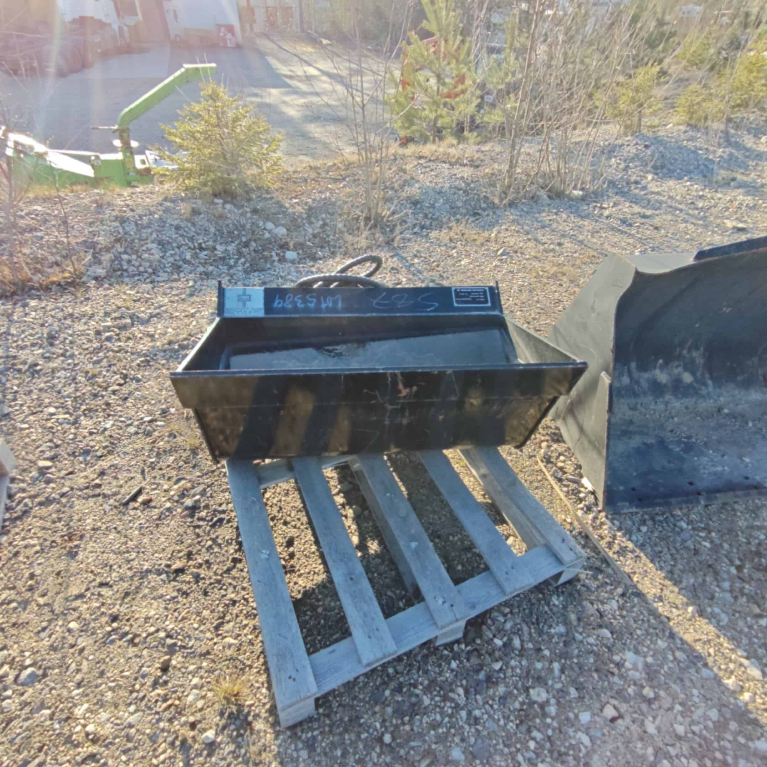 Kallistuva luiskakauha uusi 870mm - Image 7