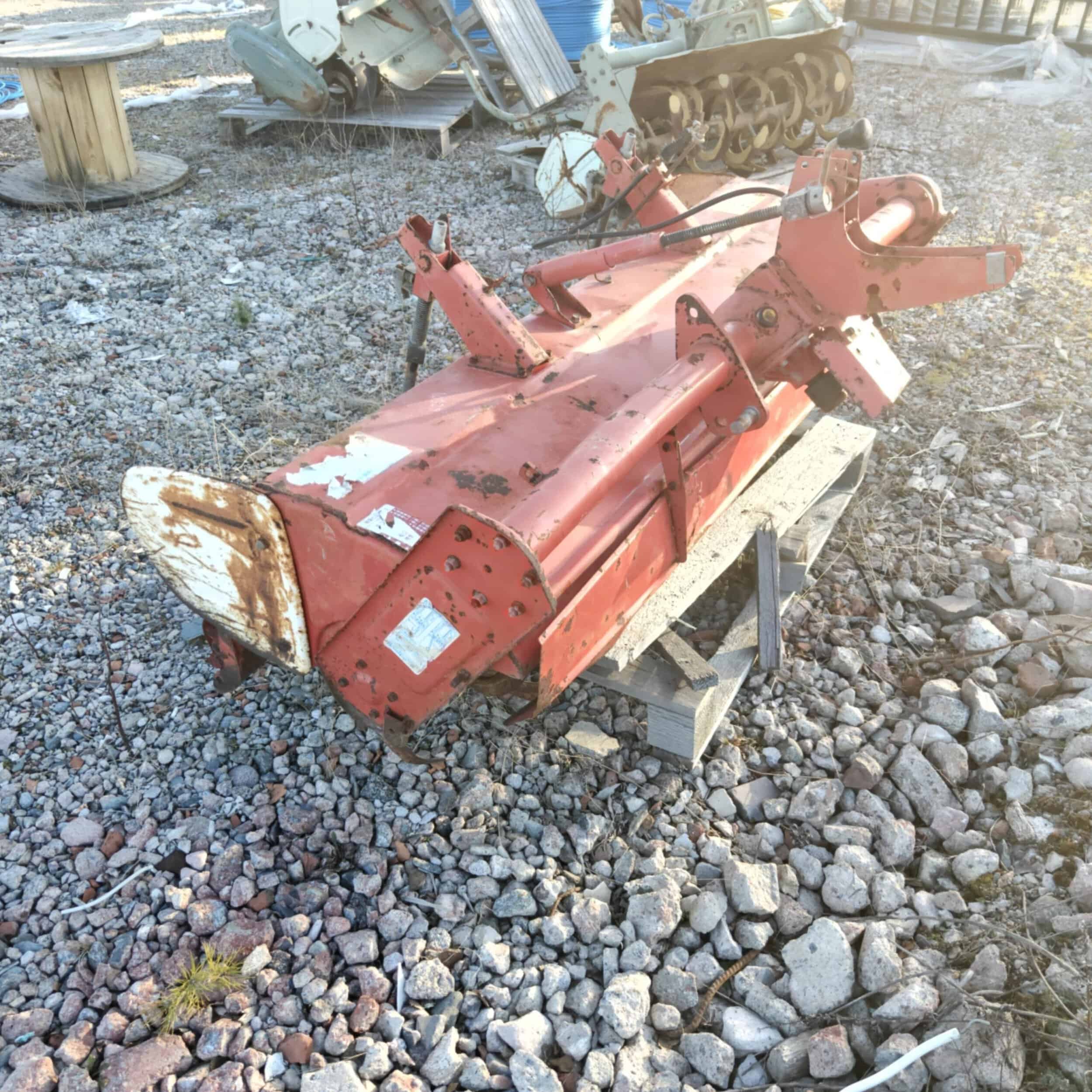 Yanmar AR160 maanmuokkain - Image 2