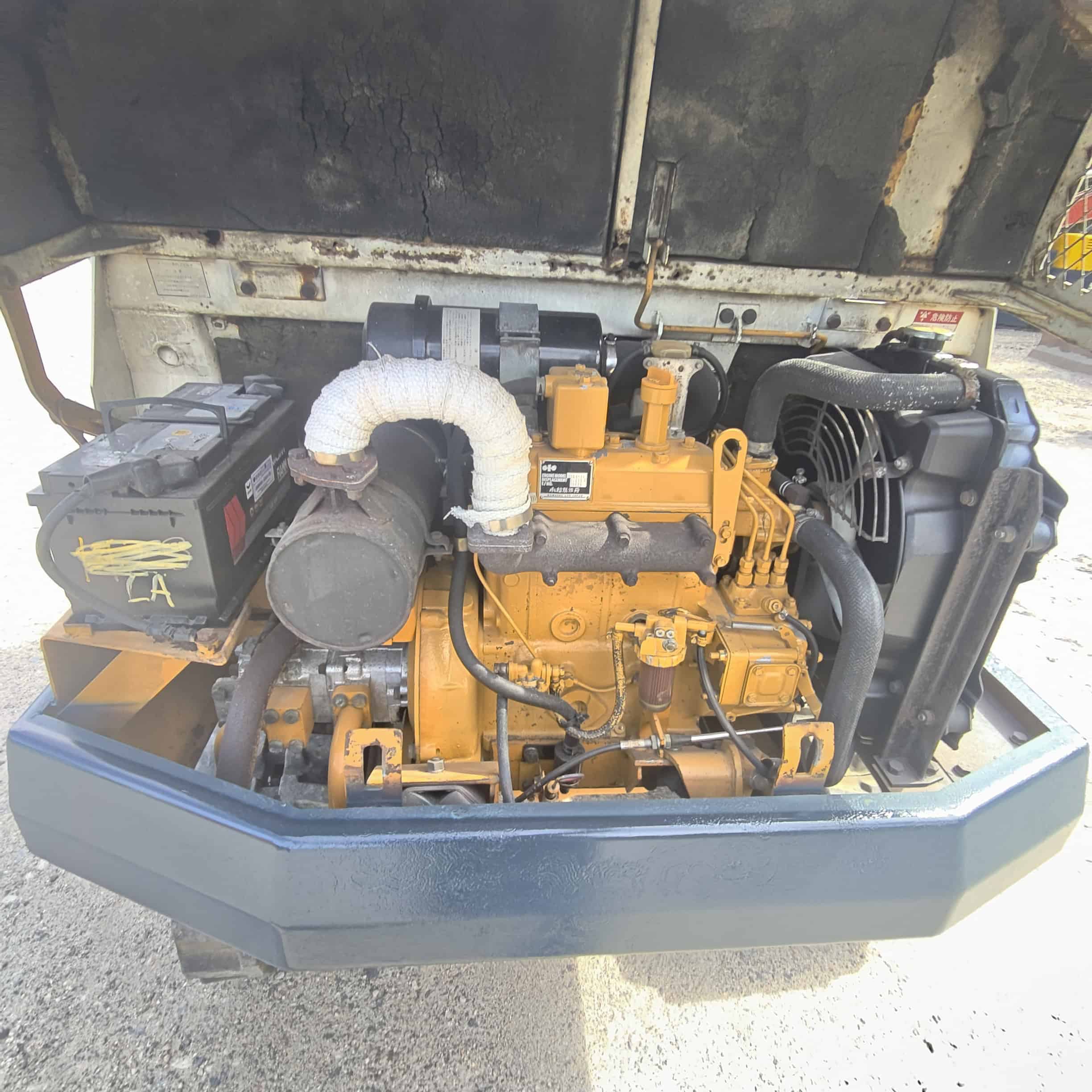 KOMATSU PC20-5 Käytetty kumitelainen minikaivuri - Image 16