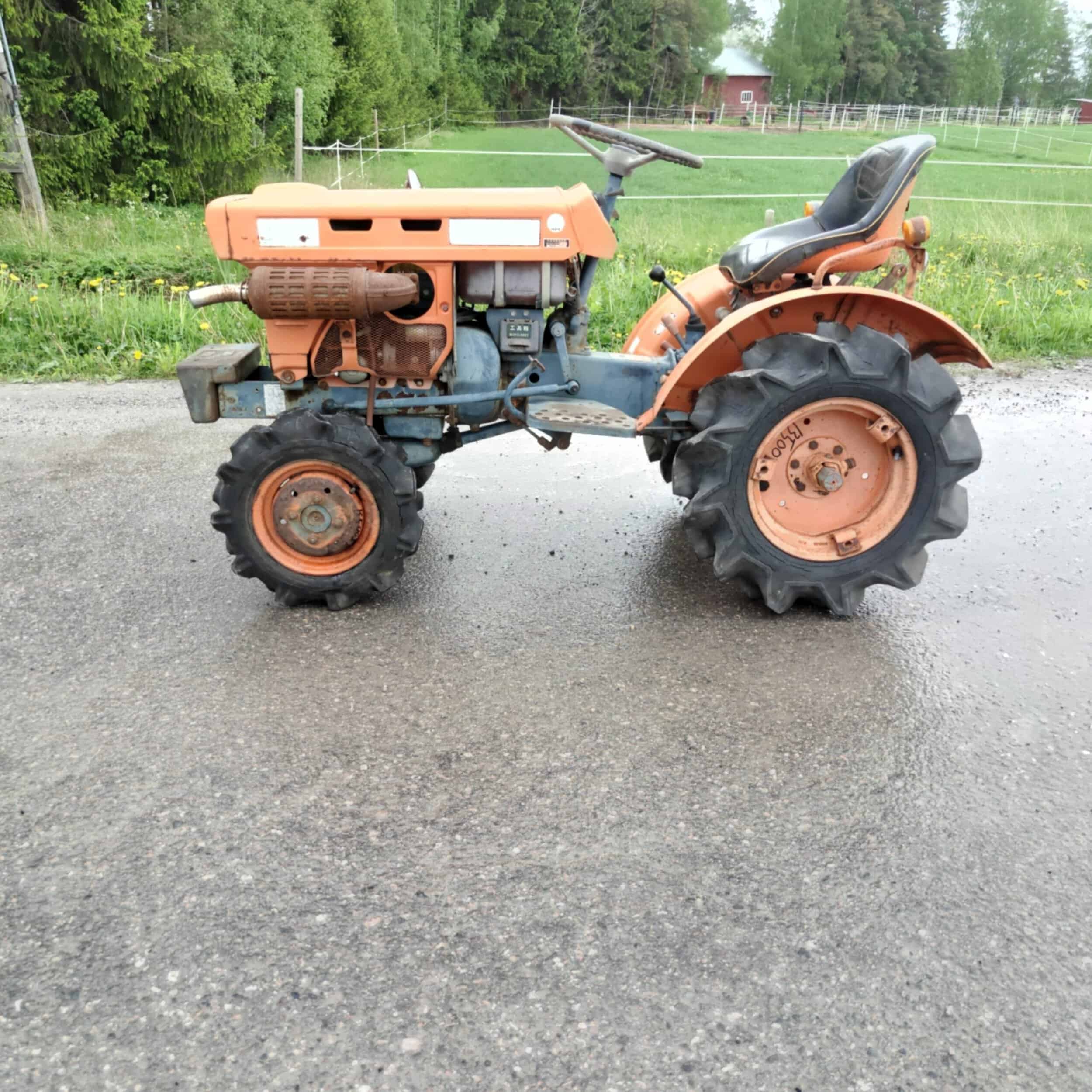 KUBOTA 4WD B5001 10hp Minitraktori (Pto) - Image 4