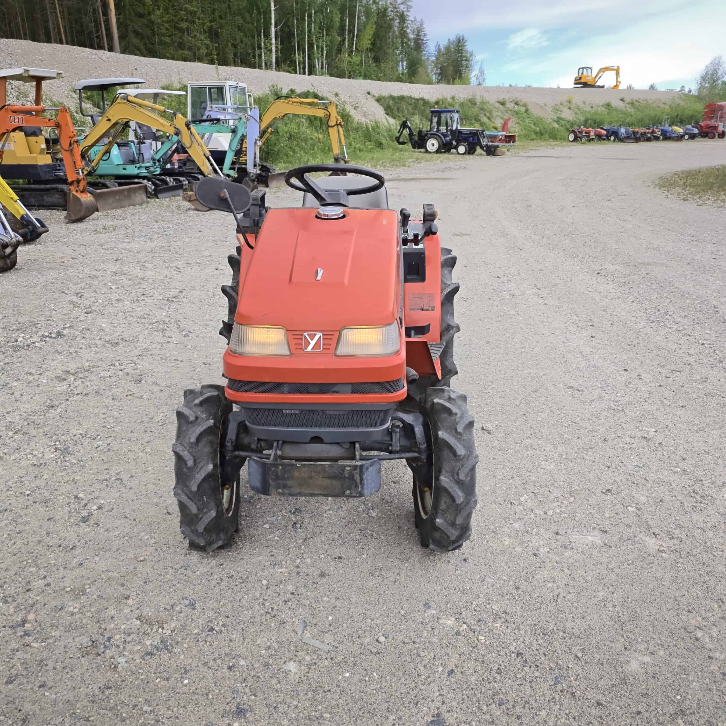 YANMAR KE3 4WD 13 hp Minitraktori - Image 5