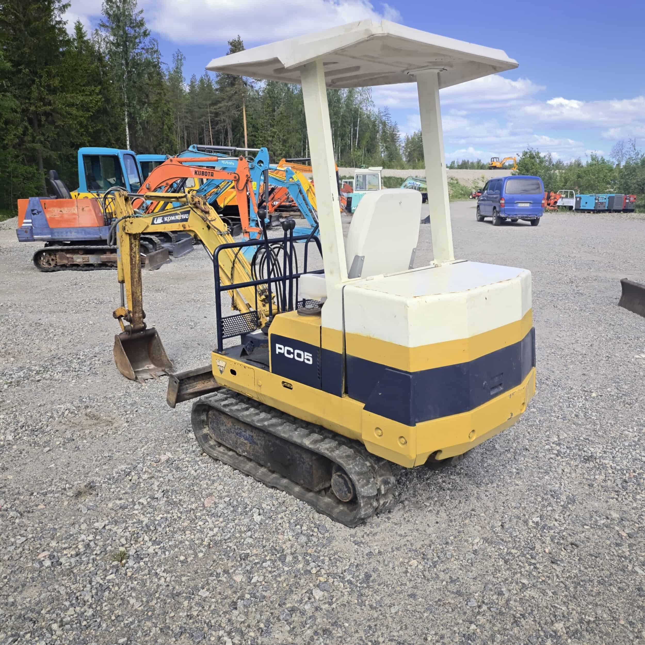 Komatsu PC05-6 KOMATSU PC05-6 kumitelainen minikaivuri - Image 8