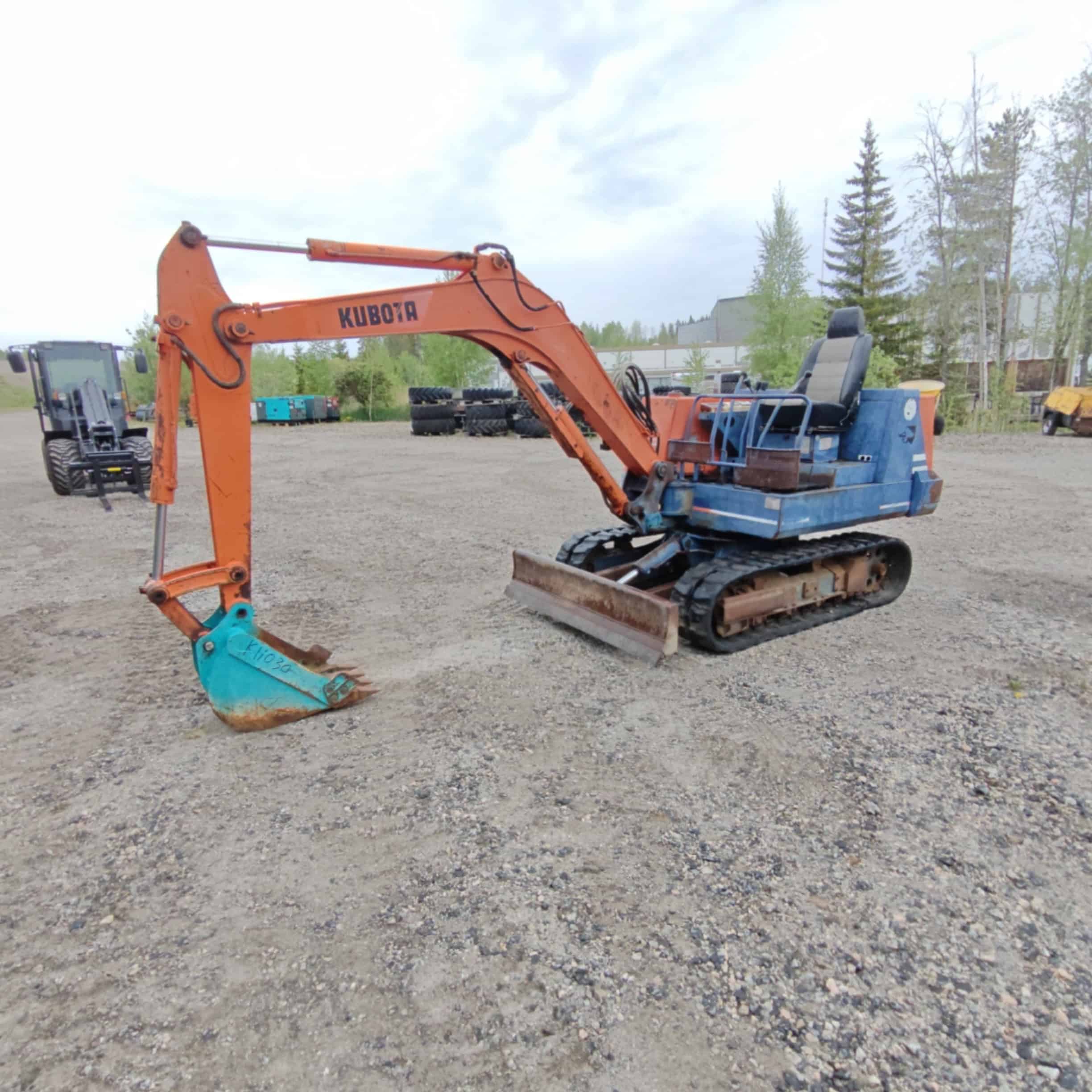 Kubota KH-030 Käytetty kumitelainen minikaivuri - Image 7