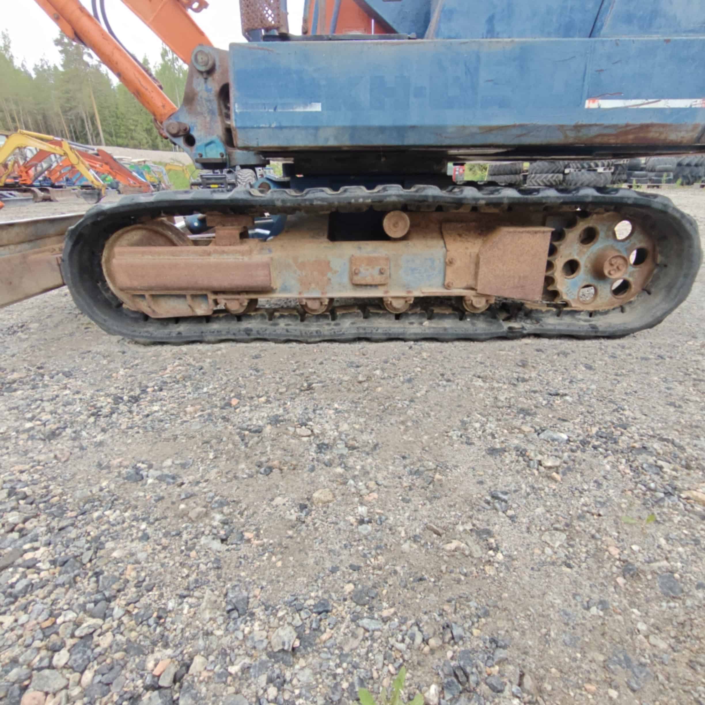 Kubota KH-030 Käytetty kumitelainen minikaivuri - Image 9