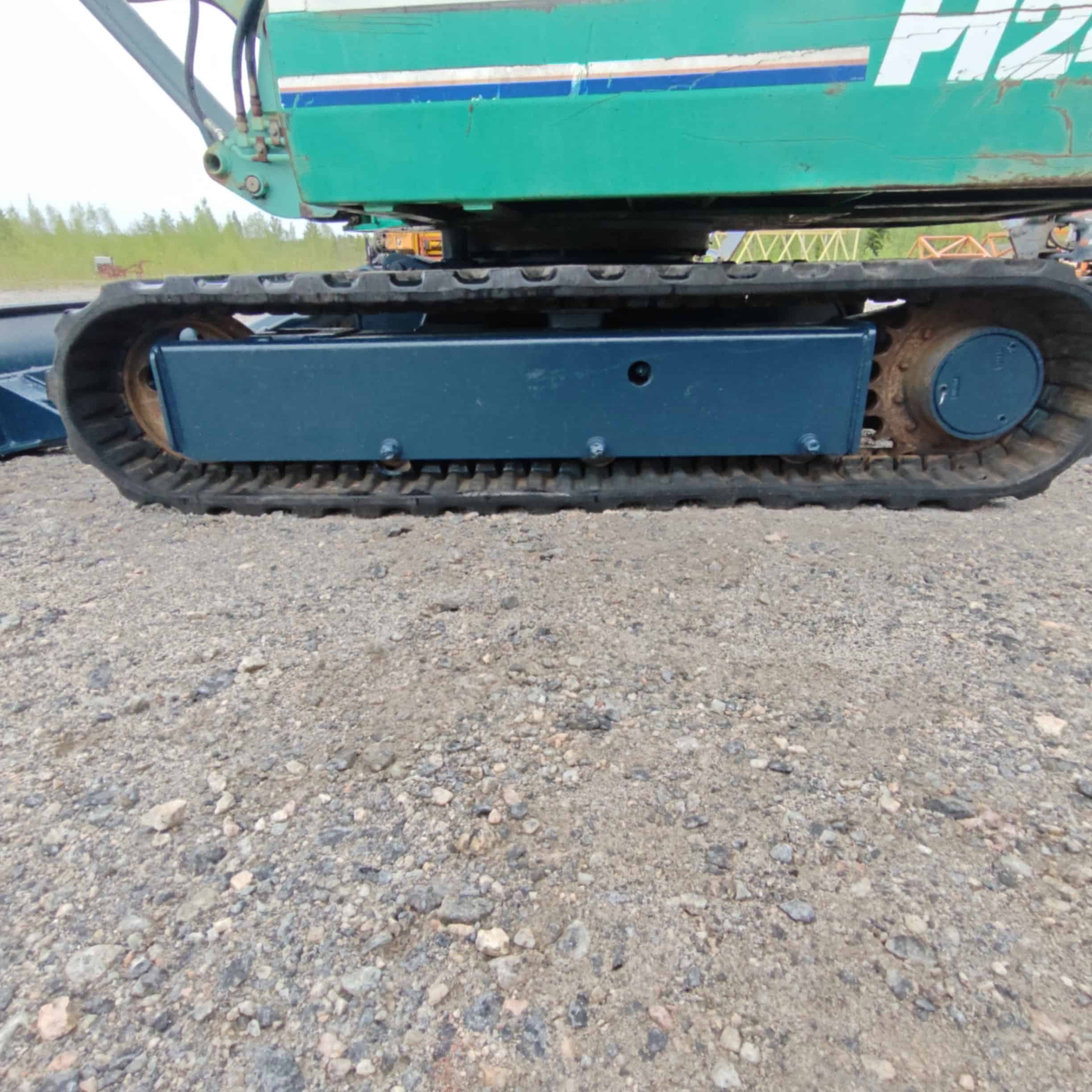 HANIX H24 Käytetty kumitelainen minikaivuri - Image 15