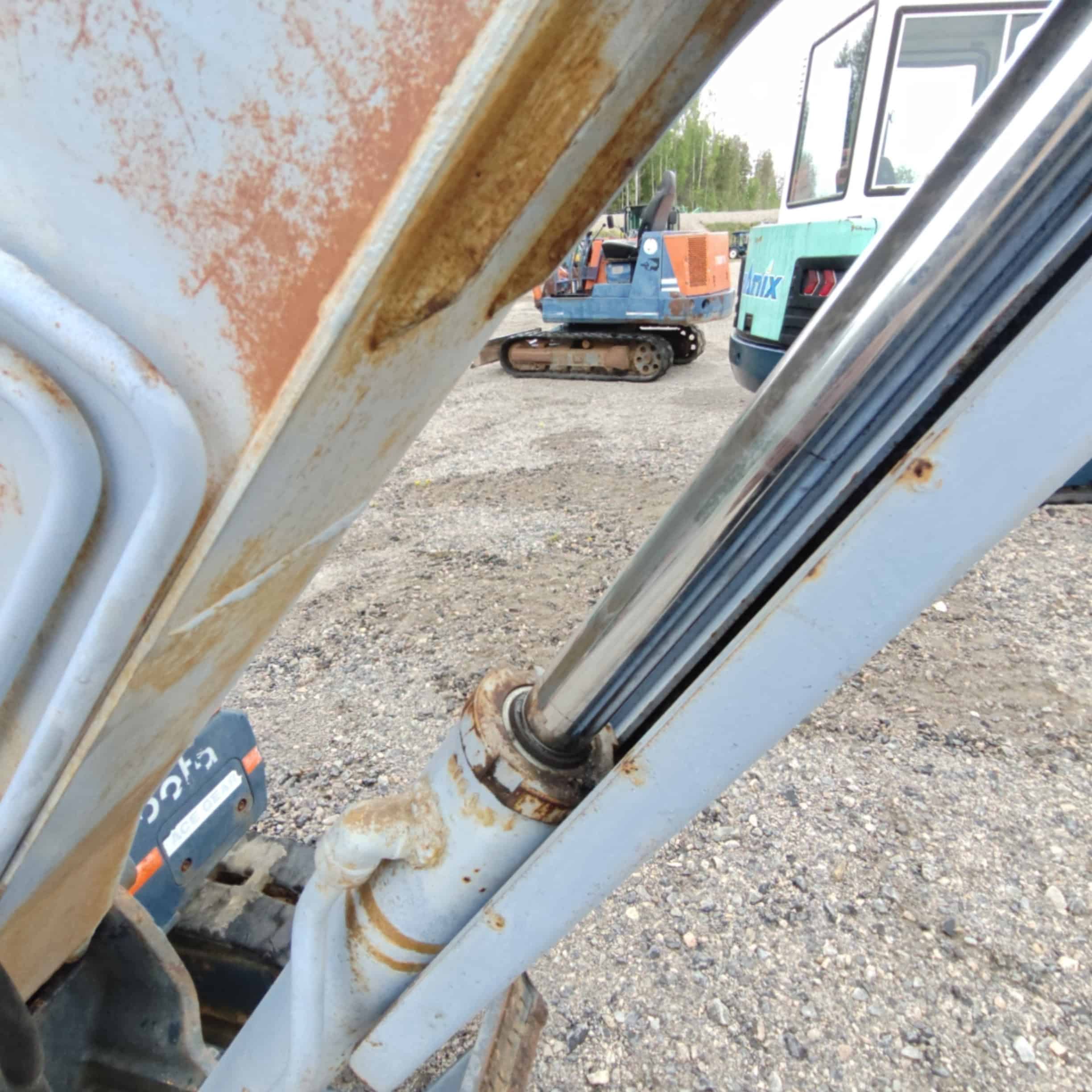 KUBOTA KX-012 Käytetty kumitelainen minikaivuri - Image 17