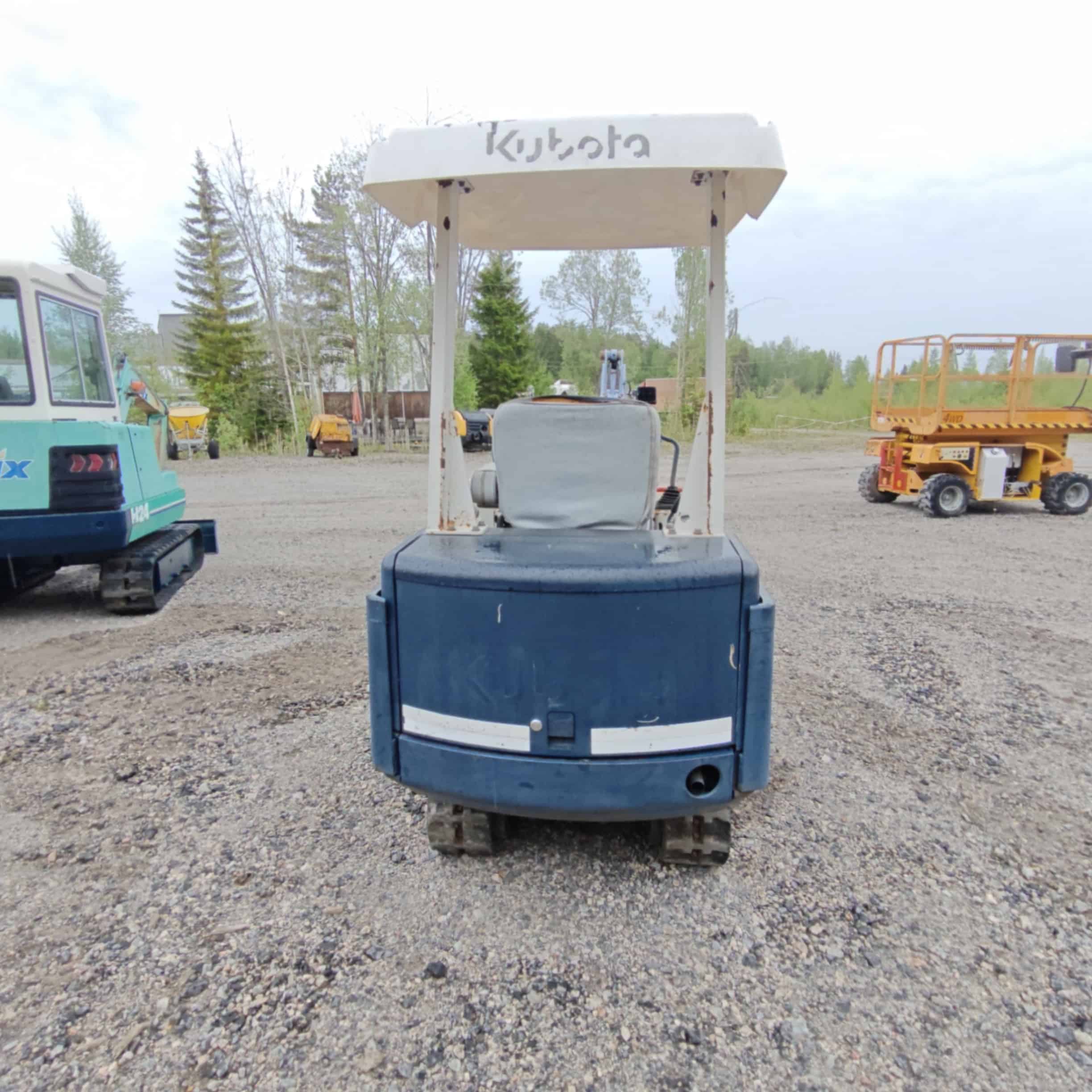 KUBOTA KX-012 Käytetty kumitelainen minikaivuri - Image 6