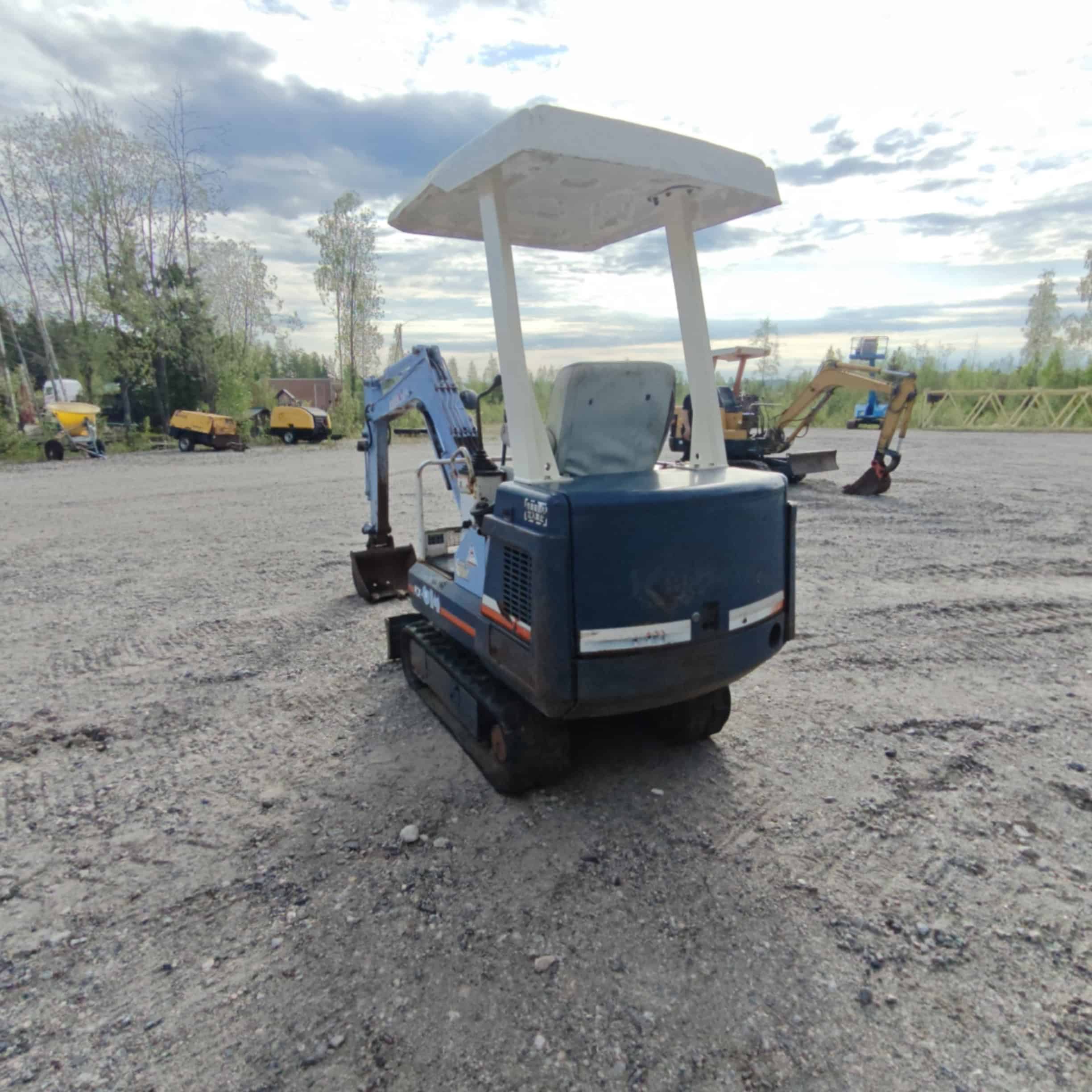 Kubota KX-014 Kumitelainen minikaivuri - Image 6