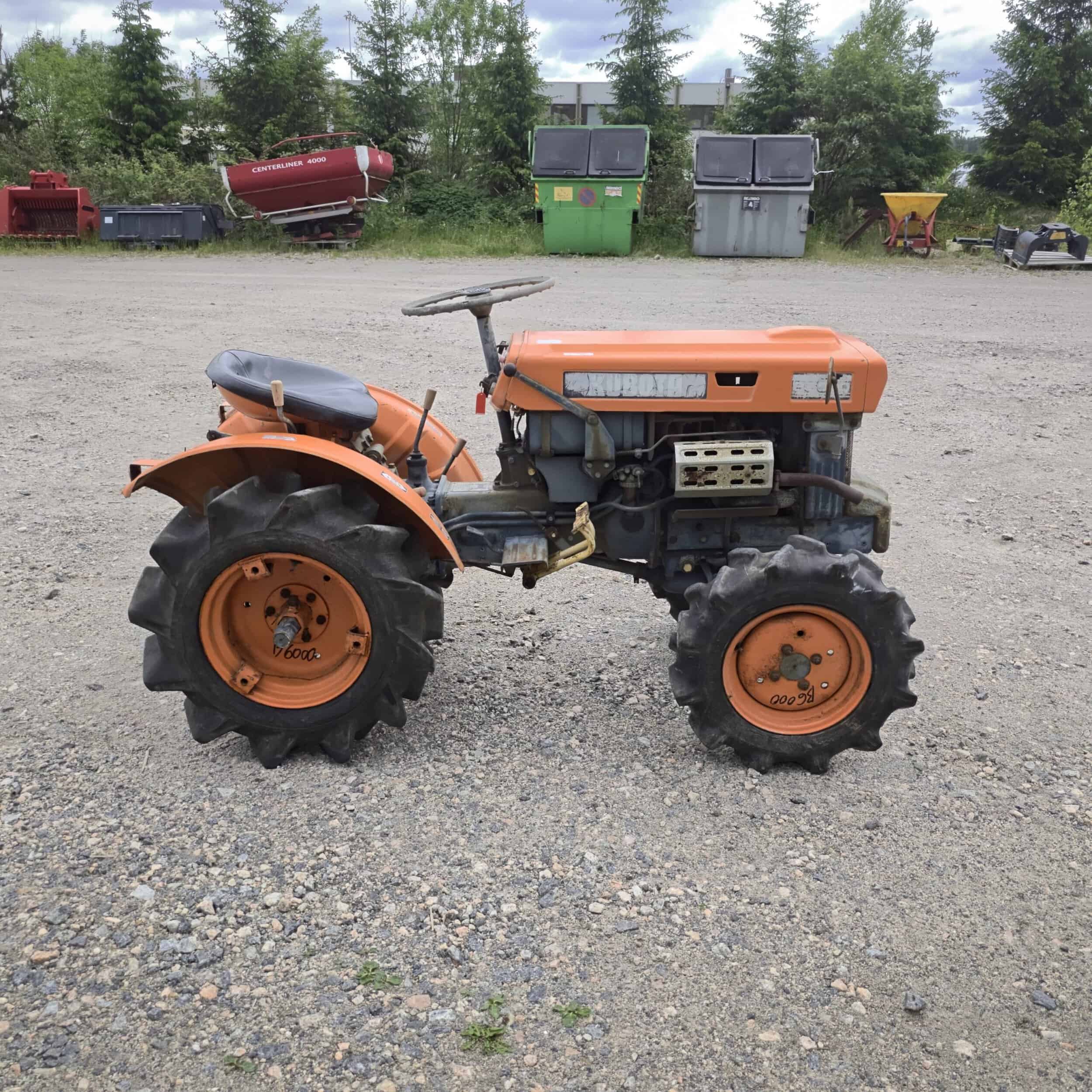 KUBOTA B6000 4WD 10,5hp Minitraktori - Image 9