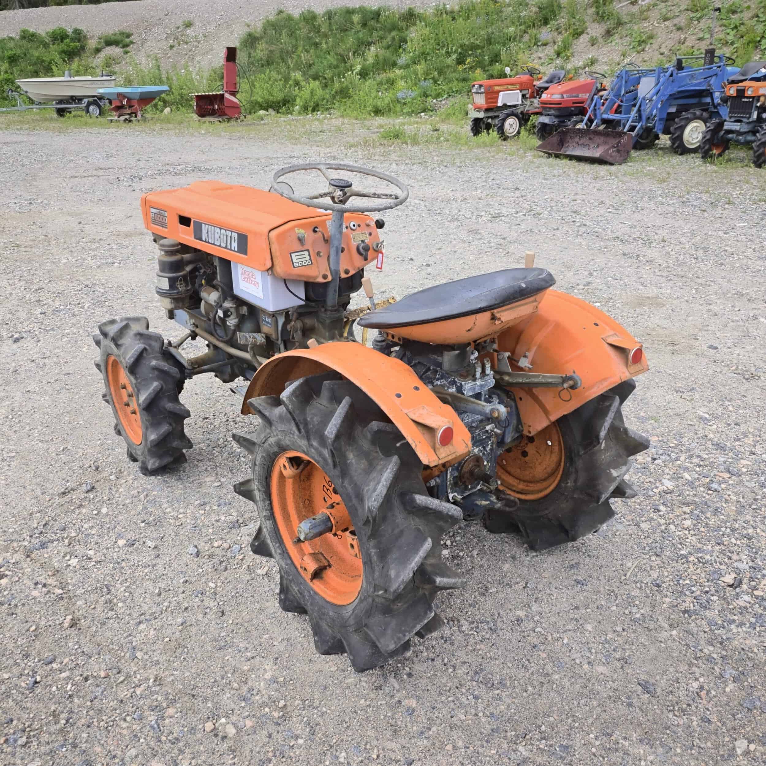 KUBOTA B6000 4WD 10,5hp Minitraktori - Image 7