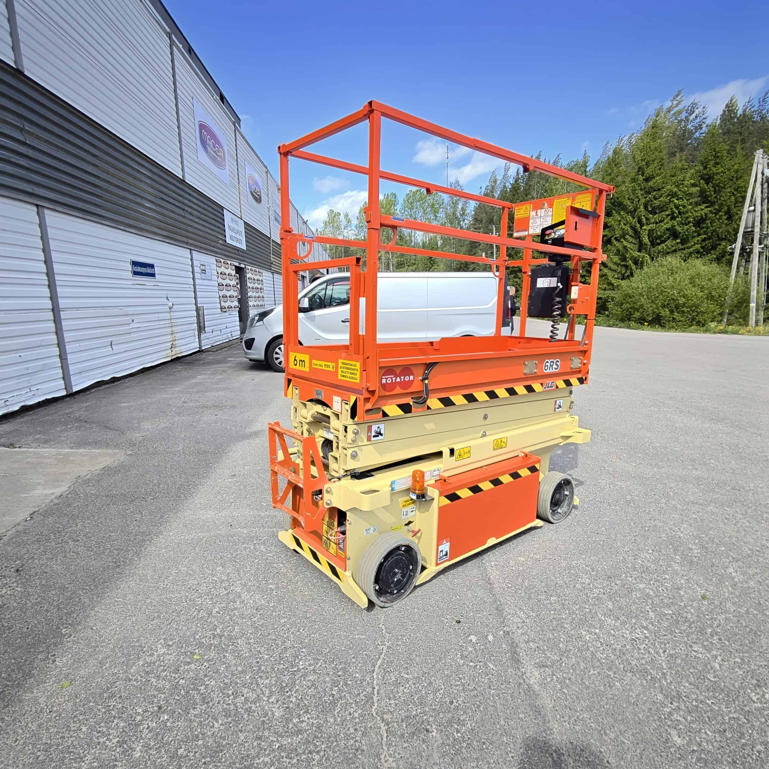 JLG 6RS saksilavanostin, 1/10 vuosi Katsastettu!