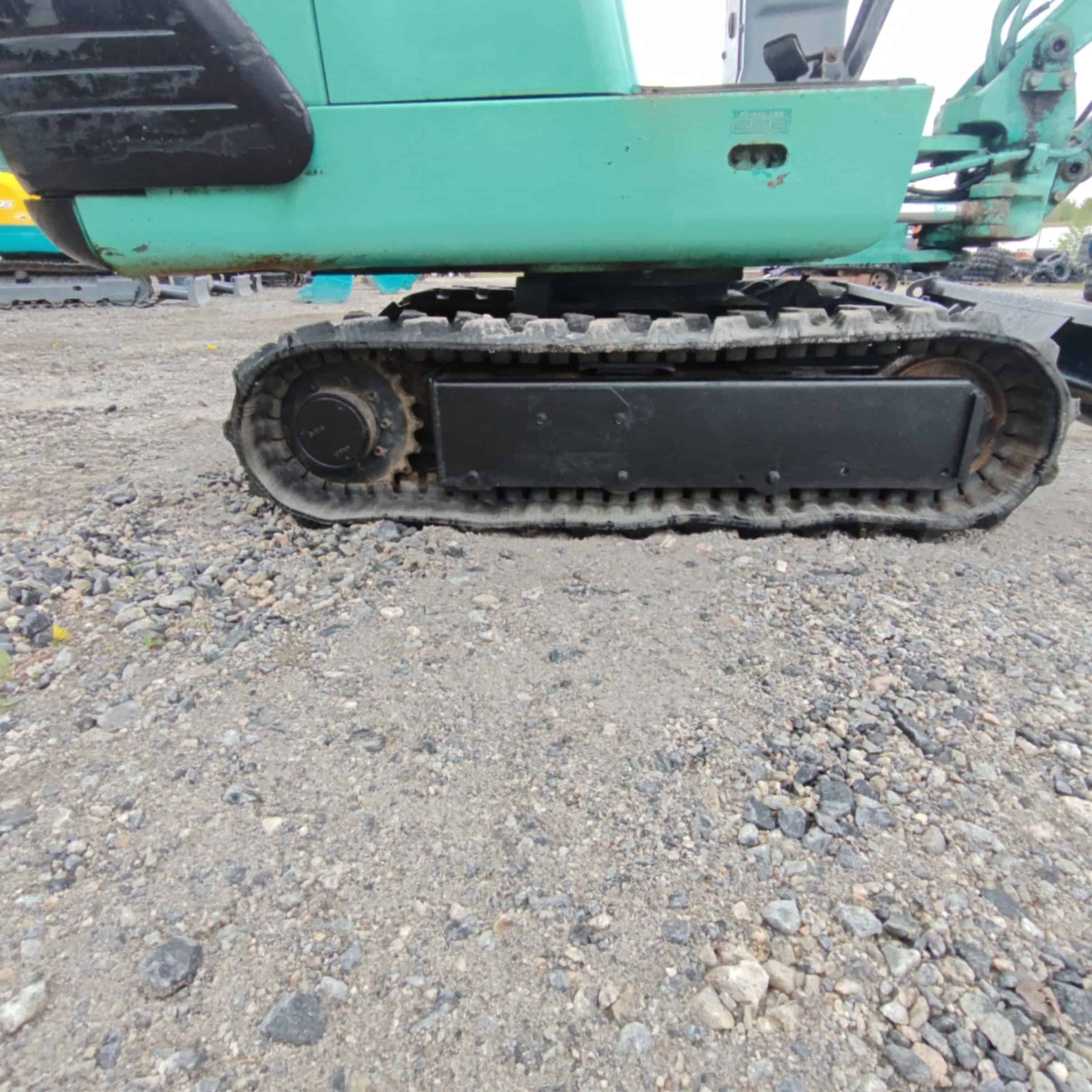 Komatsu PC07-2 Käytetty Kumitelainen minikaivuri - Image 8
