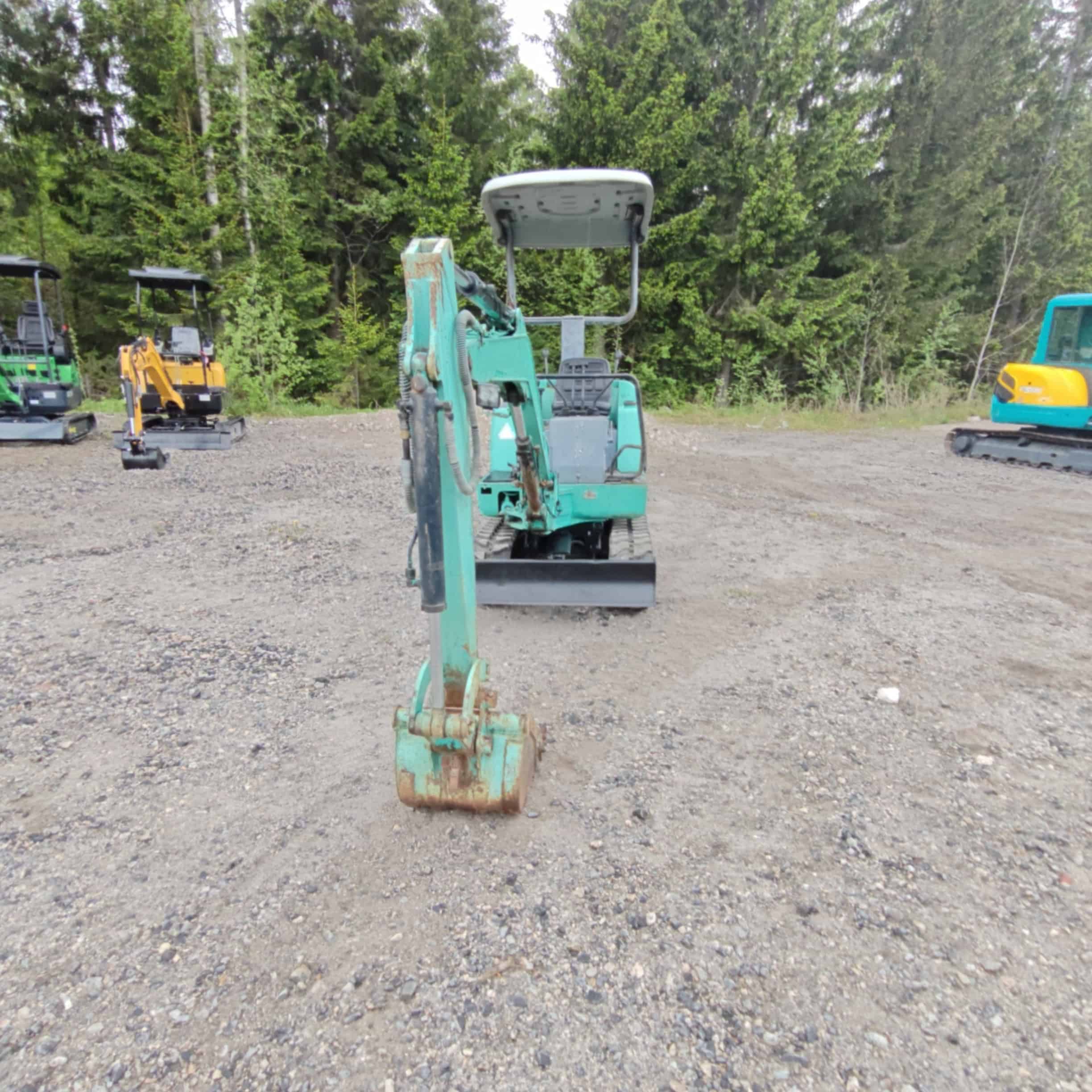 Komatsu PC07-2 Käytetty Kumitelainen minikaivuri - Image 4