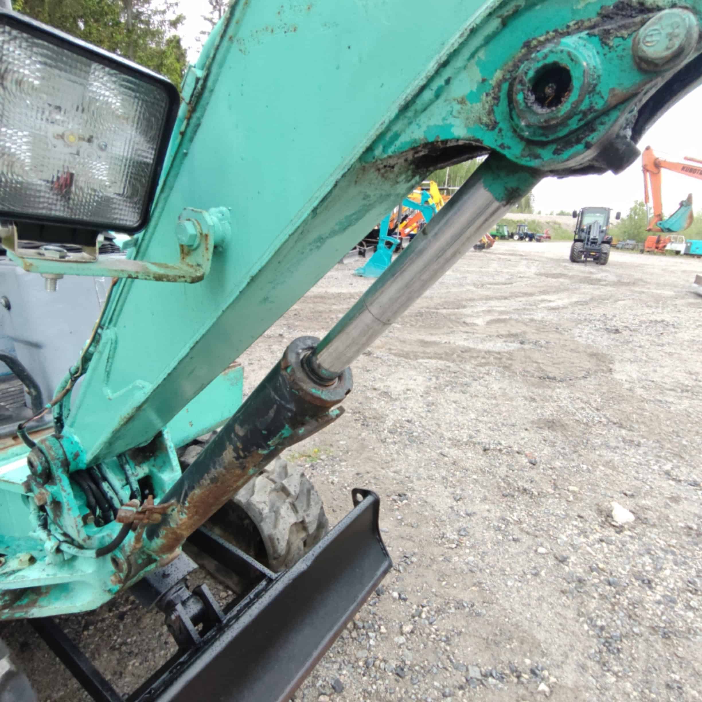 Komatsu PC07-2 Käytetty Kumitelainen minikaivuri - Image 12