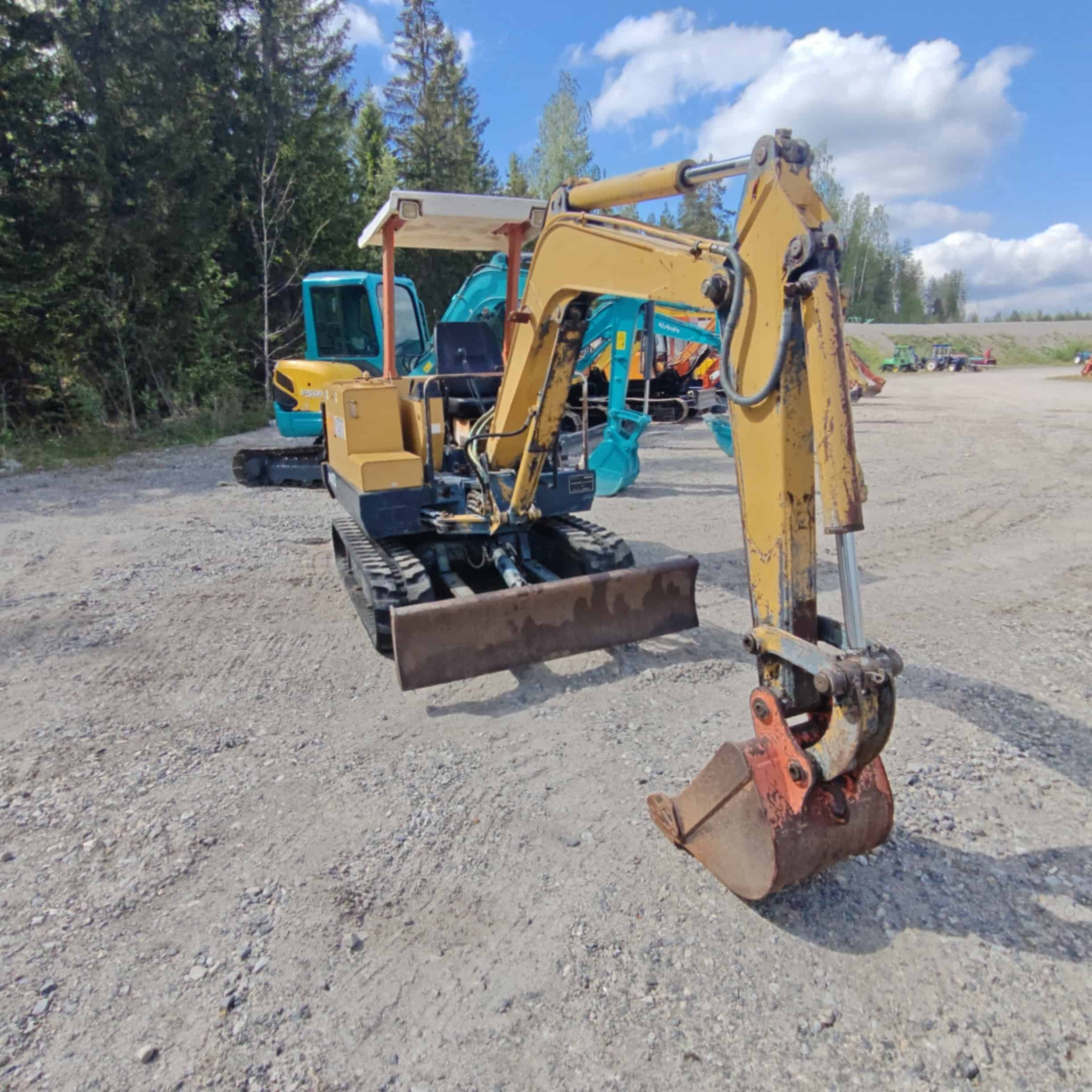 MITSUBISHI ME20 Kumitelainen minikaivuri - Image 7