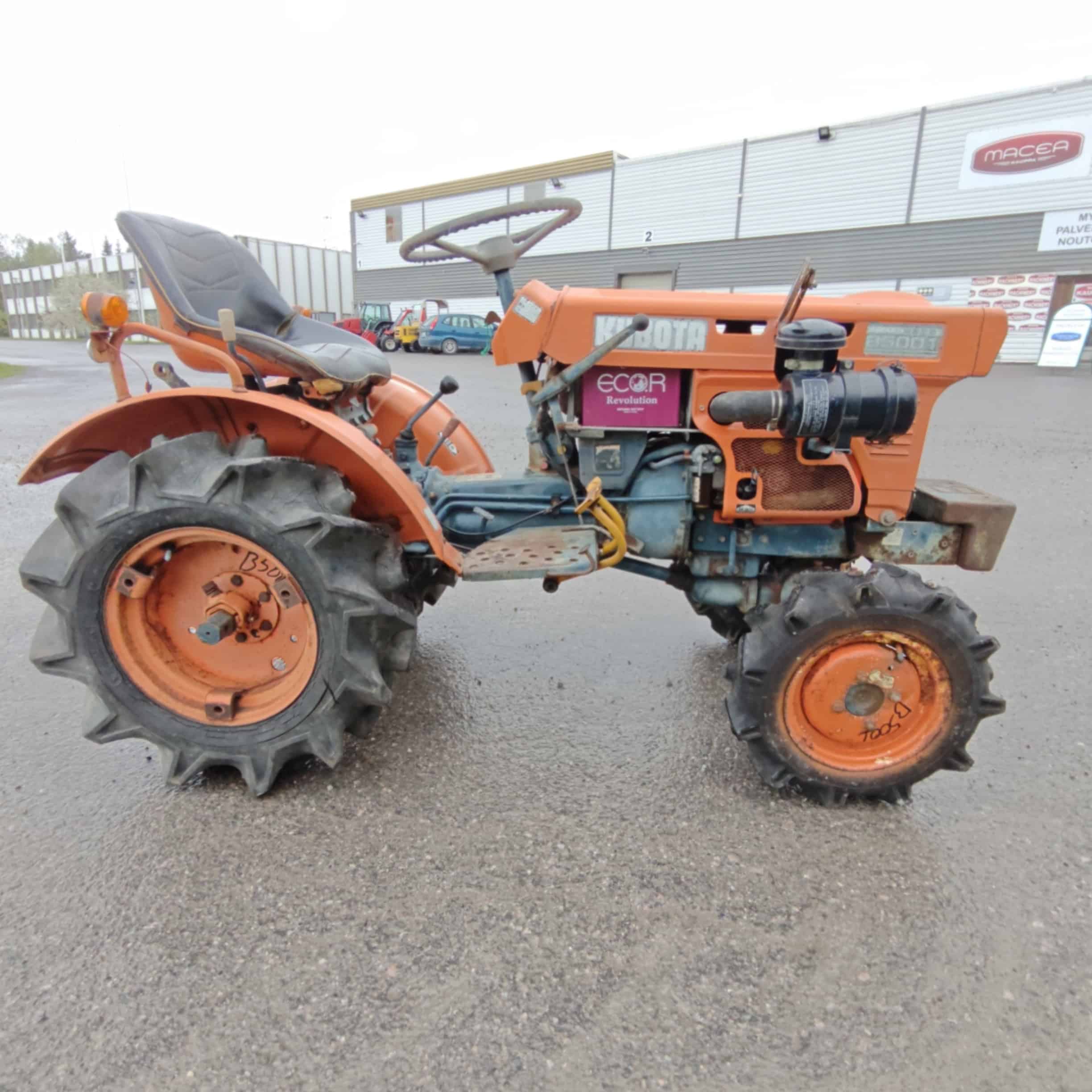 KUBOTA 4WD B5001 10hp Minitraktori (Pto) - Image 5